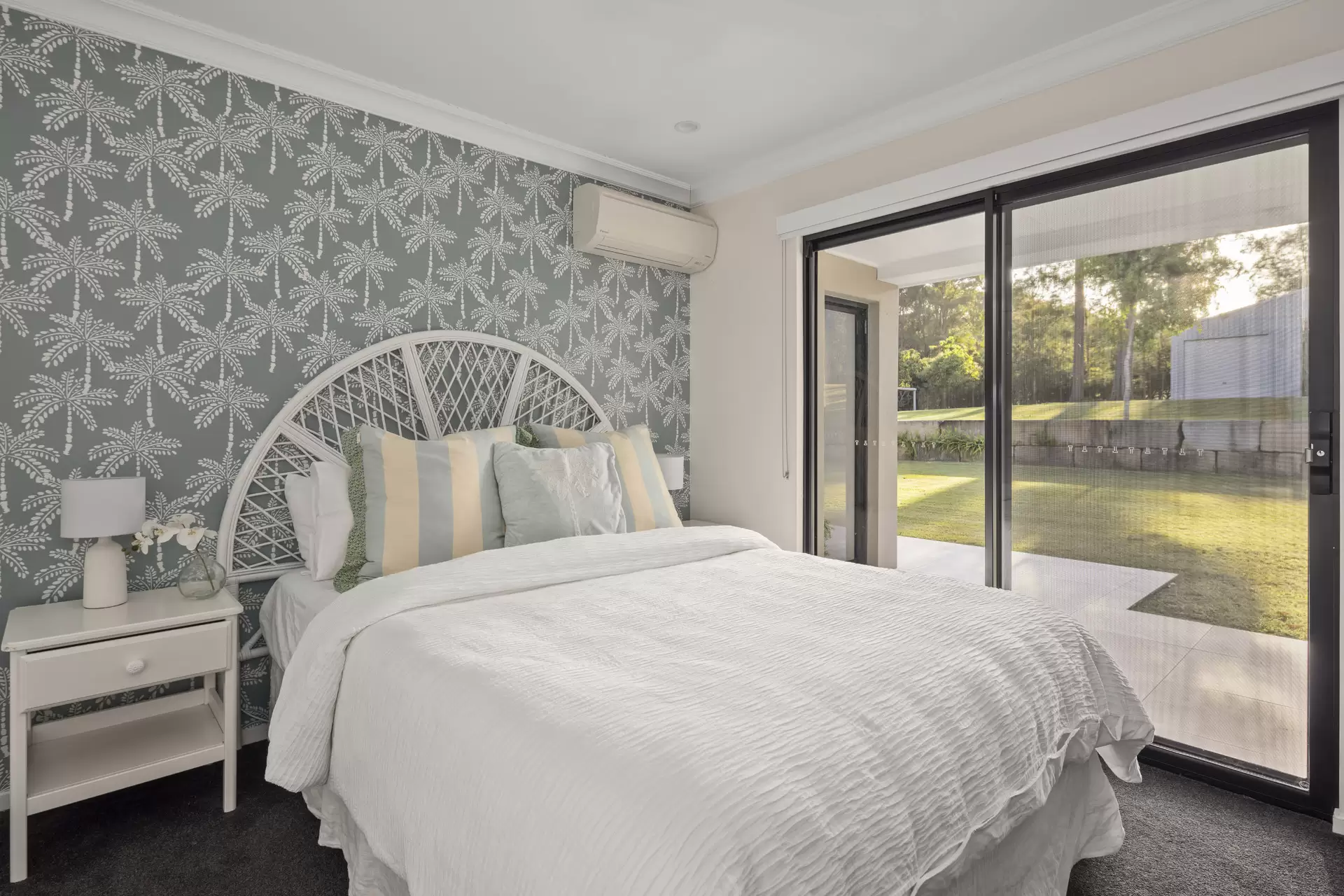 99 Ford Road, Rochedale Sold by Queensland Sotheby's International Realty - image 1