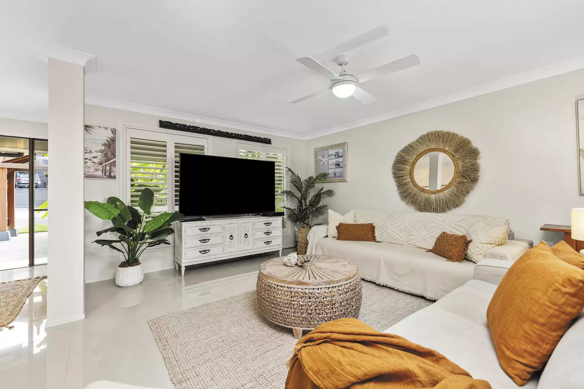 21 Cupania Street, Victoria Point Sold by Queensland Sotheby's International Realty - image 1