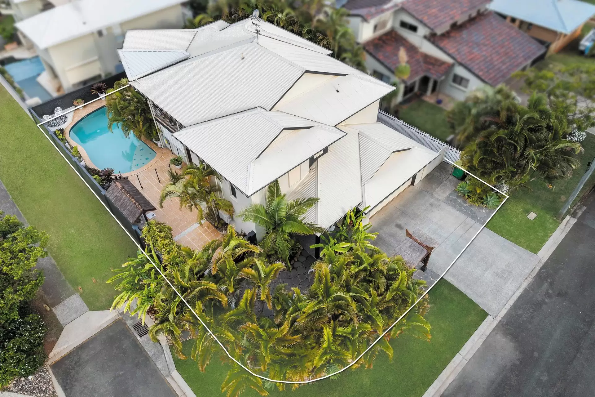 21 Cupania Street, Victoria Point Sold by Queensland Sotheby's International Realty - image 1
