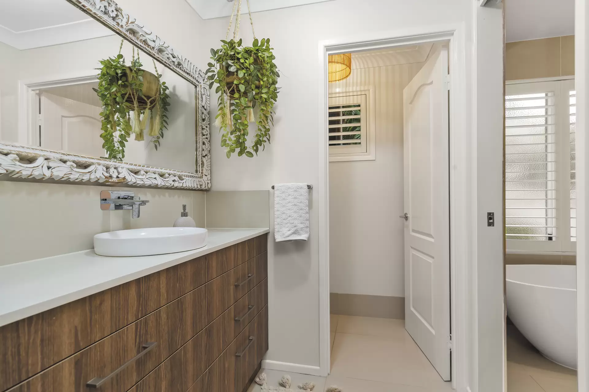 21 Cupania Street, Victoria Point Sold by Queensland Sotheby's International Realty - image 1