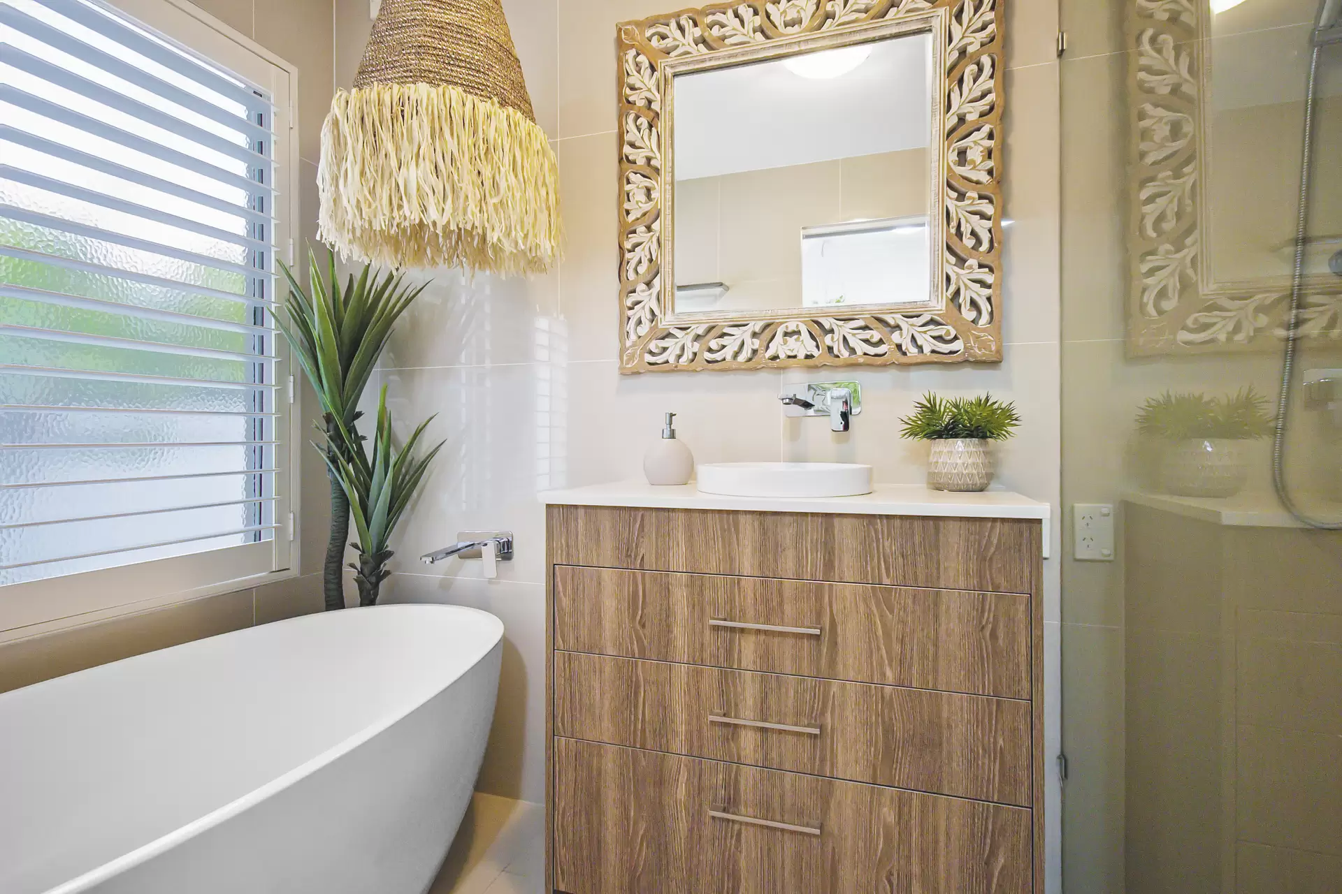 21 Cupania Street, Victoria Point Sold by Queensland Sotheby's International Realty - image 1