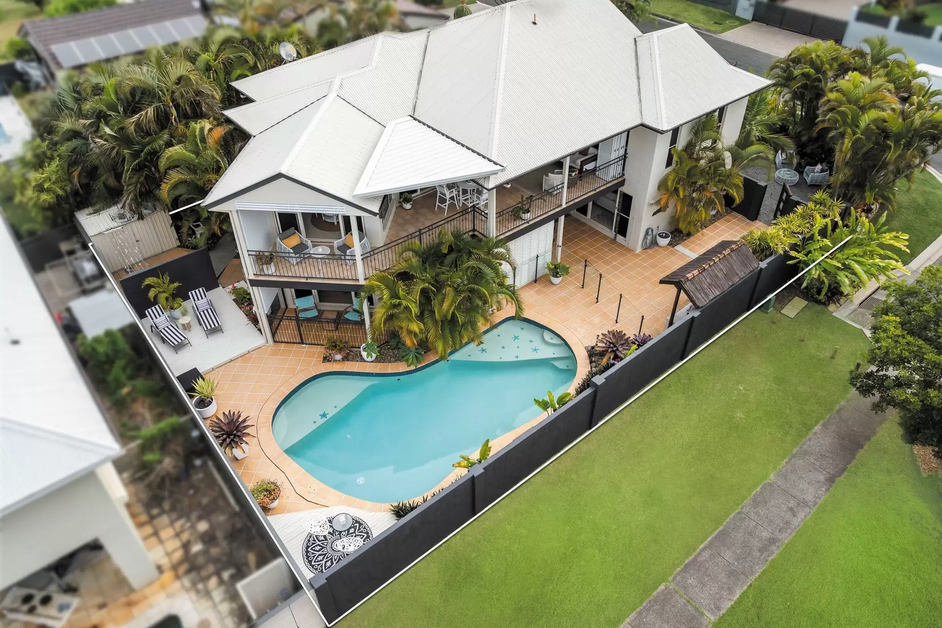 21 Cupania Street, Victoria Point Sold by Queensland Sotheby's International Realty - image 1