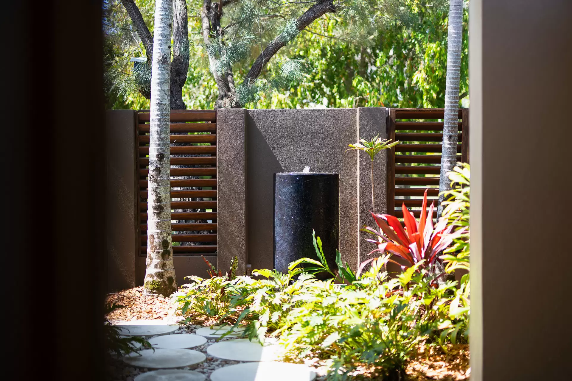 78 The Avenue, Peregian Springs Sold by Queensland Sotheby's International Realty - image 1
