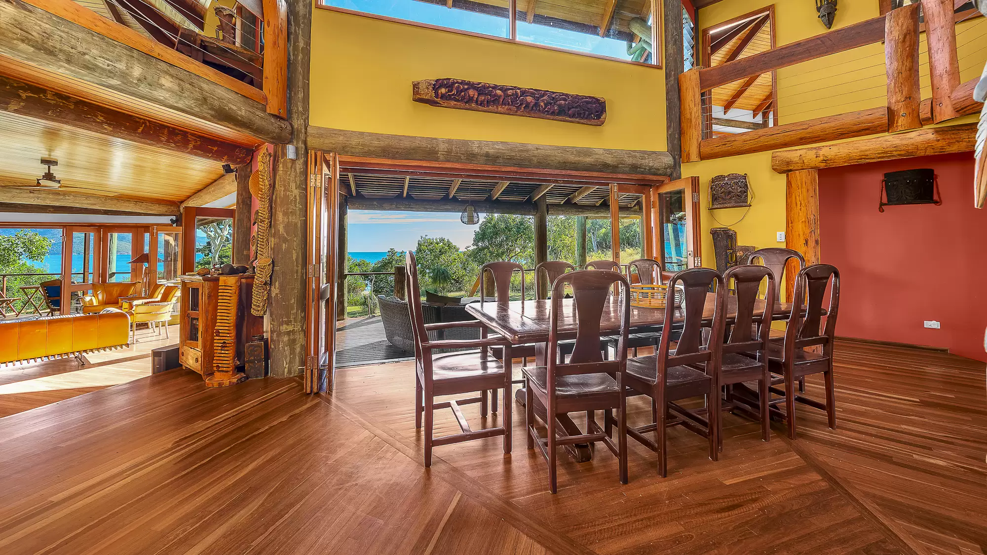 2-4 Gloucester Avenue, Hideaway Bay Sold by Queensland Sotheby's International Realty - image 1