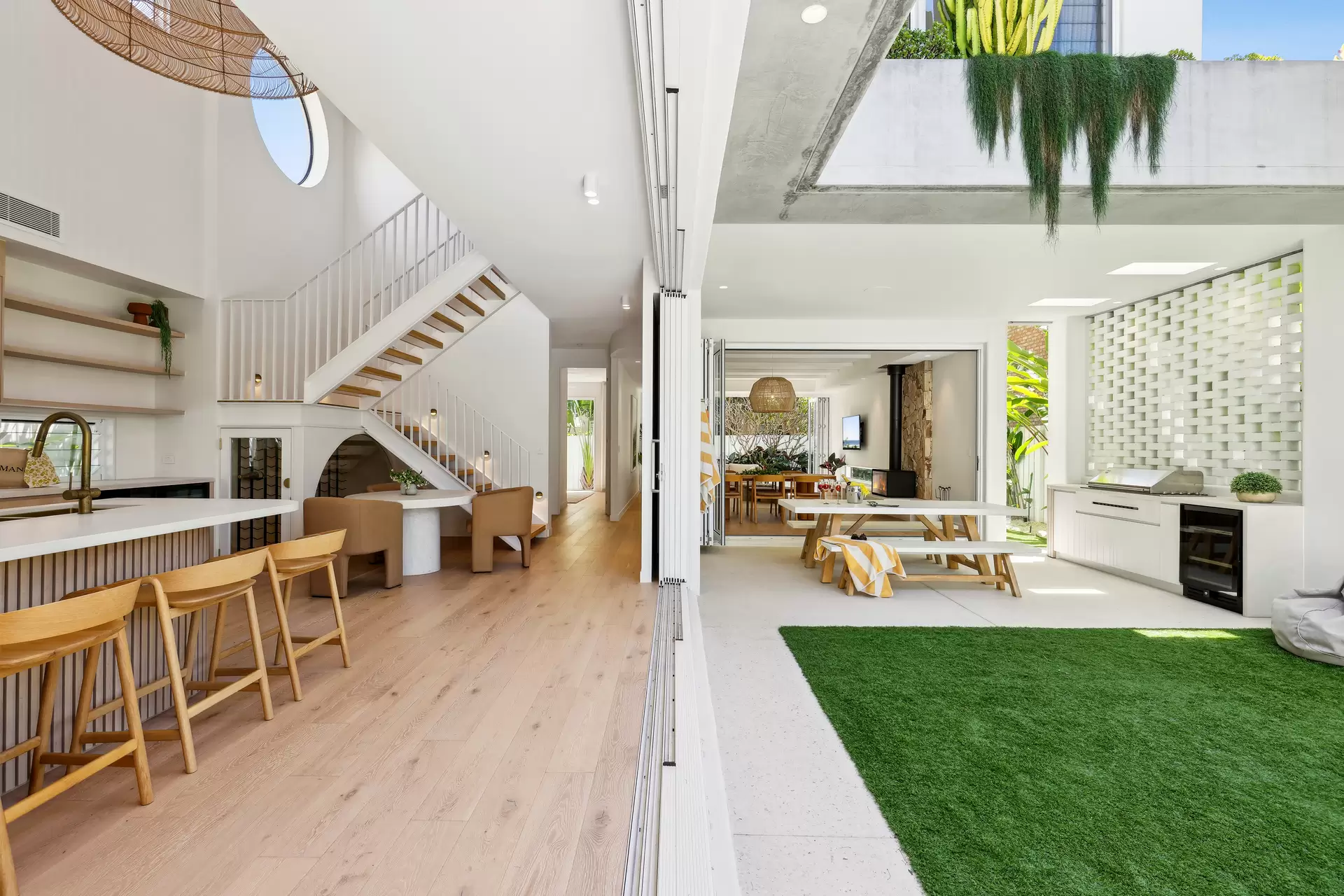 13 Deodar Drive, Burleigh Heads Sold by Queensland Sotheby's International Realty - image 1