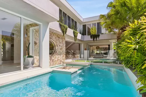 13 Deodar Drive, Burleigh Heads Sold by 