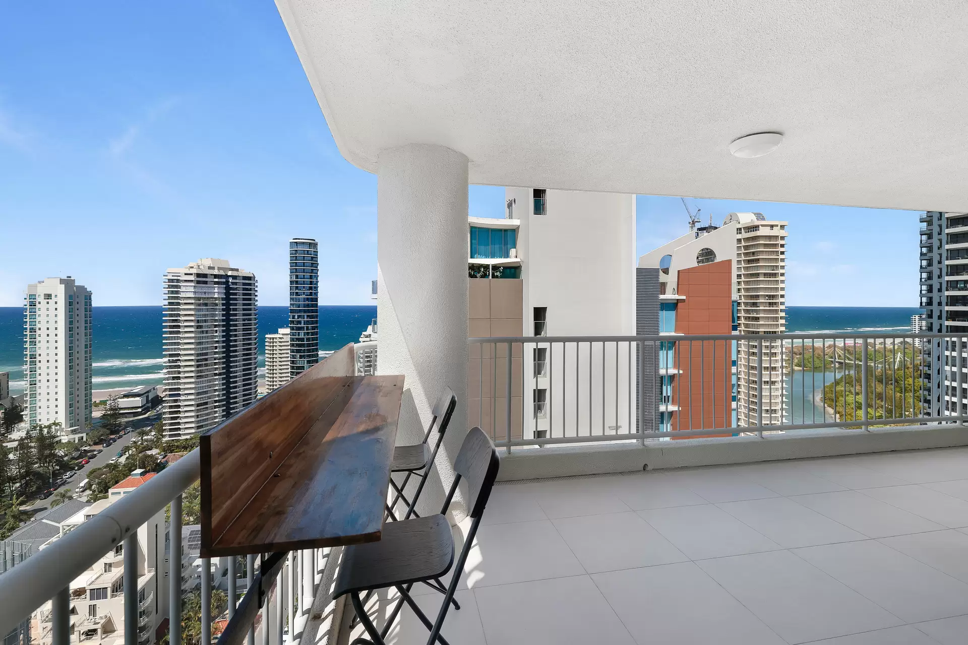49/20 Cronin Avenue, Main Beach Sold by Queensland Sotheby's International Realty - image 1