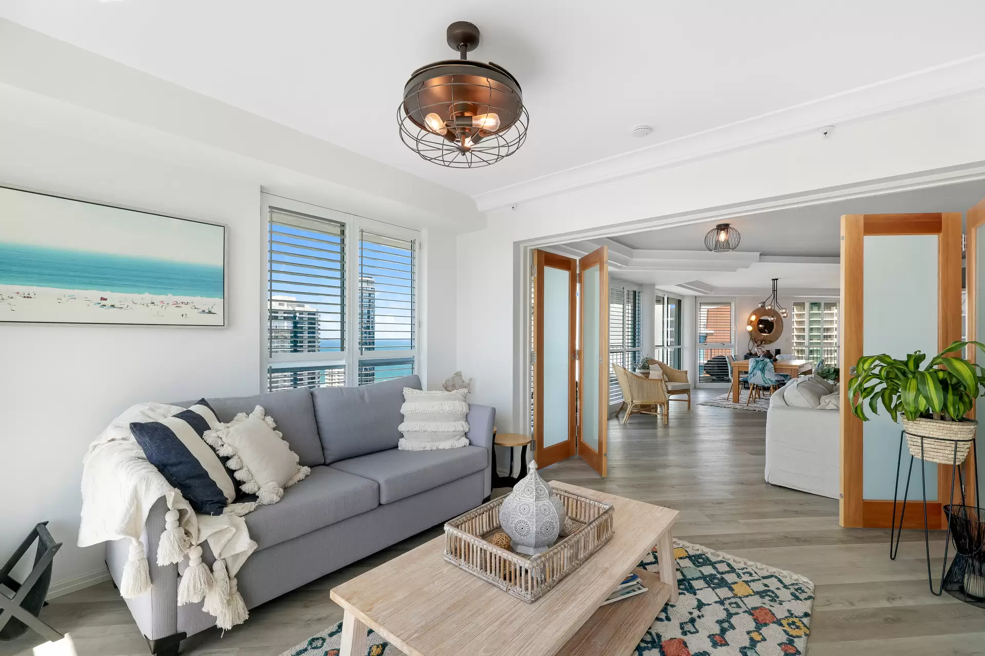 49/20 Cronin Avenue, Main Beach Sold by Queensland Sotheby's International Realty - image 1