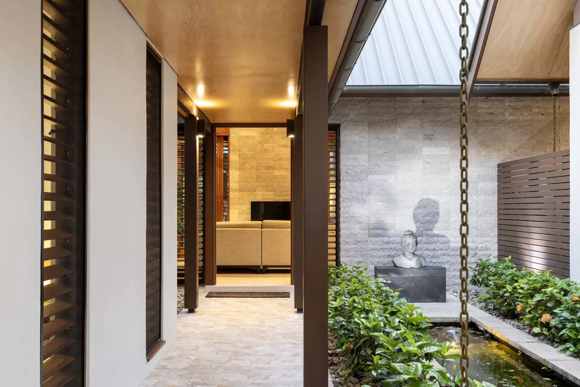 11 Bale Drive, Port Douglas Sold by Queensland Sotheby's International Realty - image 1
