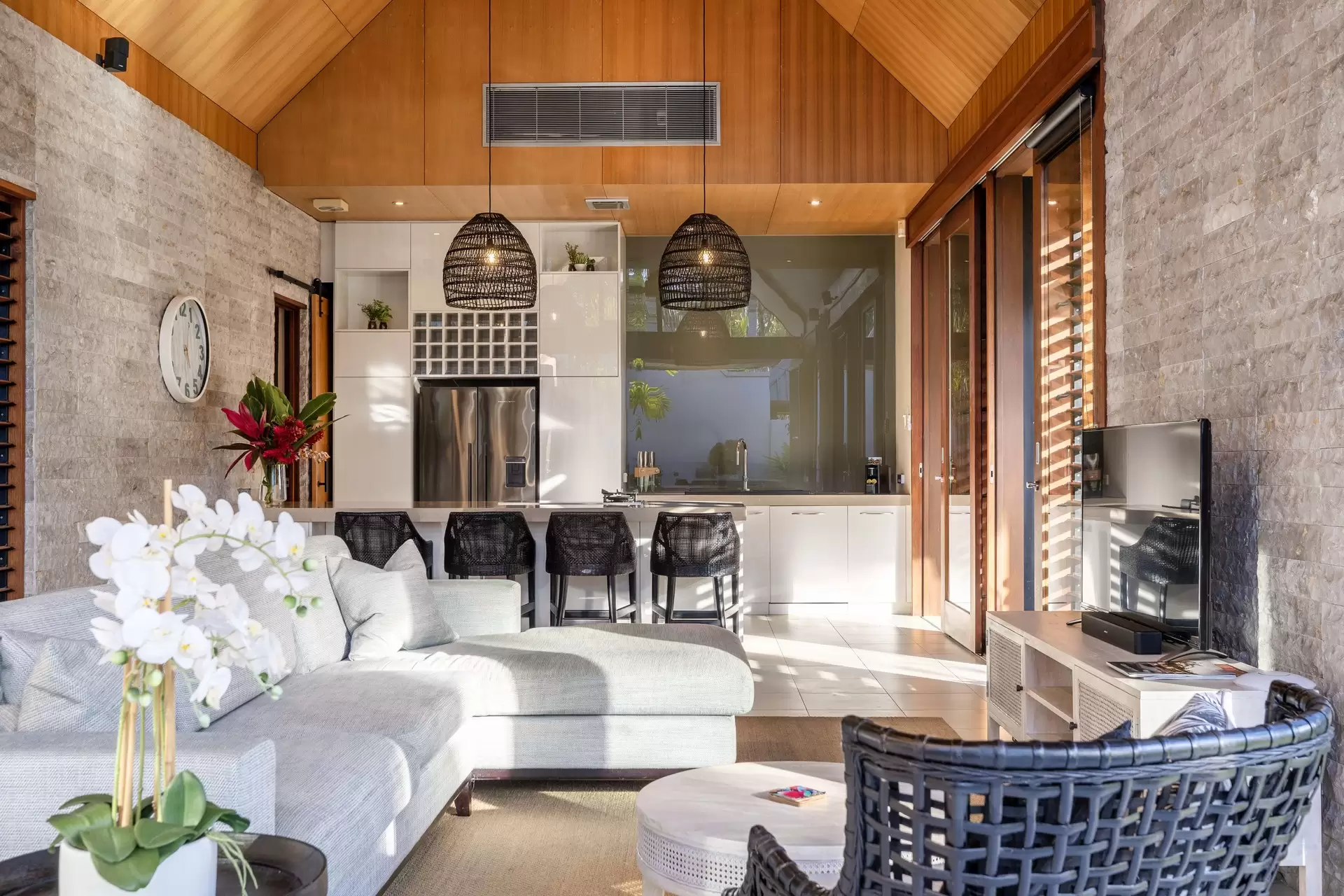 11 Bale Drive, Port Douglas Sold by Queensland Sotheby's International Realty - image 1