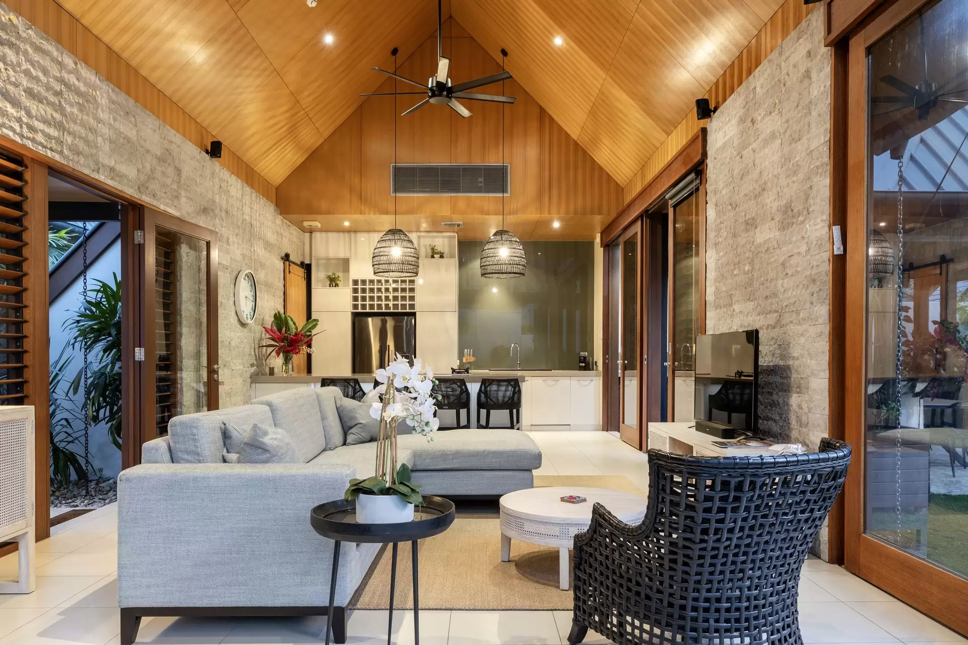 11 Bale Drive, Port Douglas Sold by Queensland Sotheby's International Realty - image 1