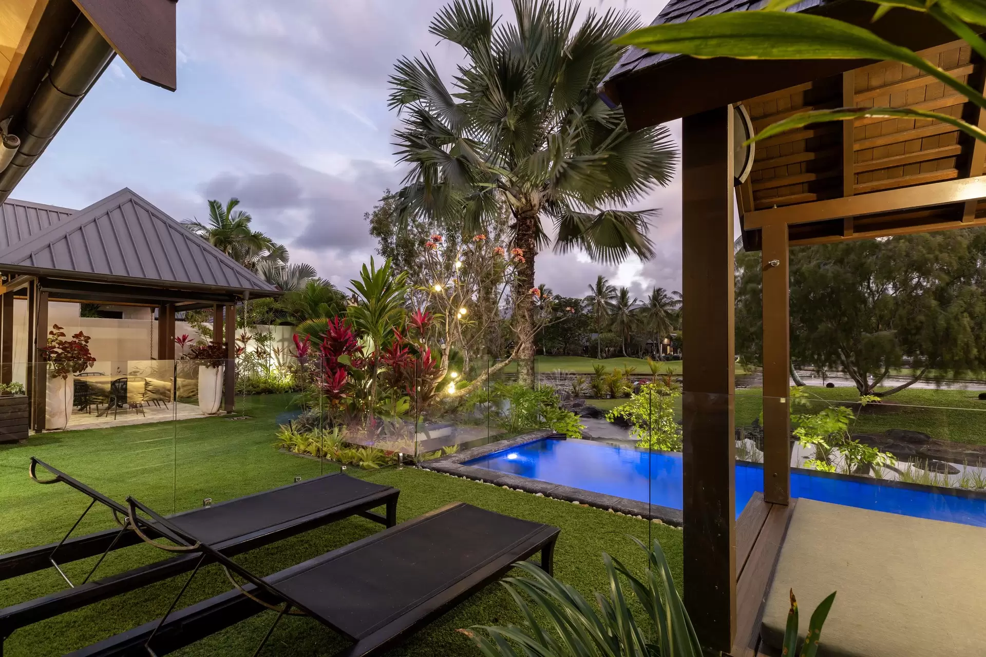 11 Bale Drive, Port Douglas Sold by Queensland Sotheby's International Realty - image 1