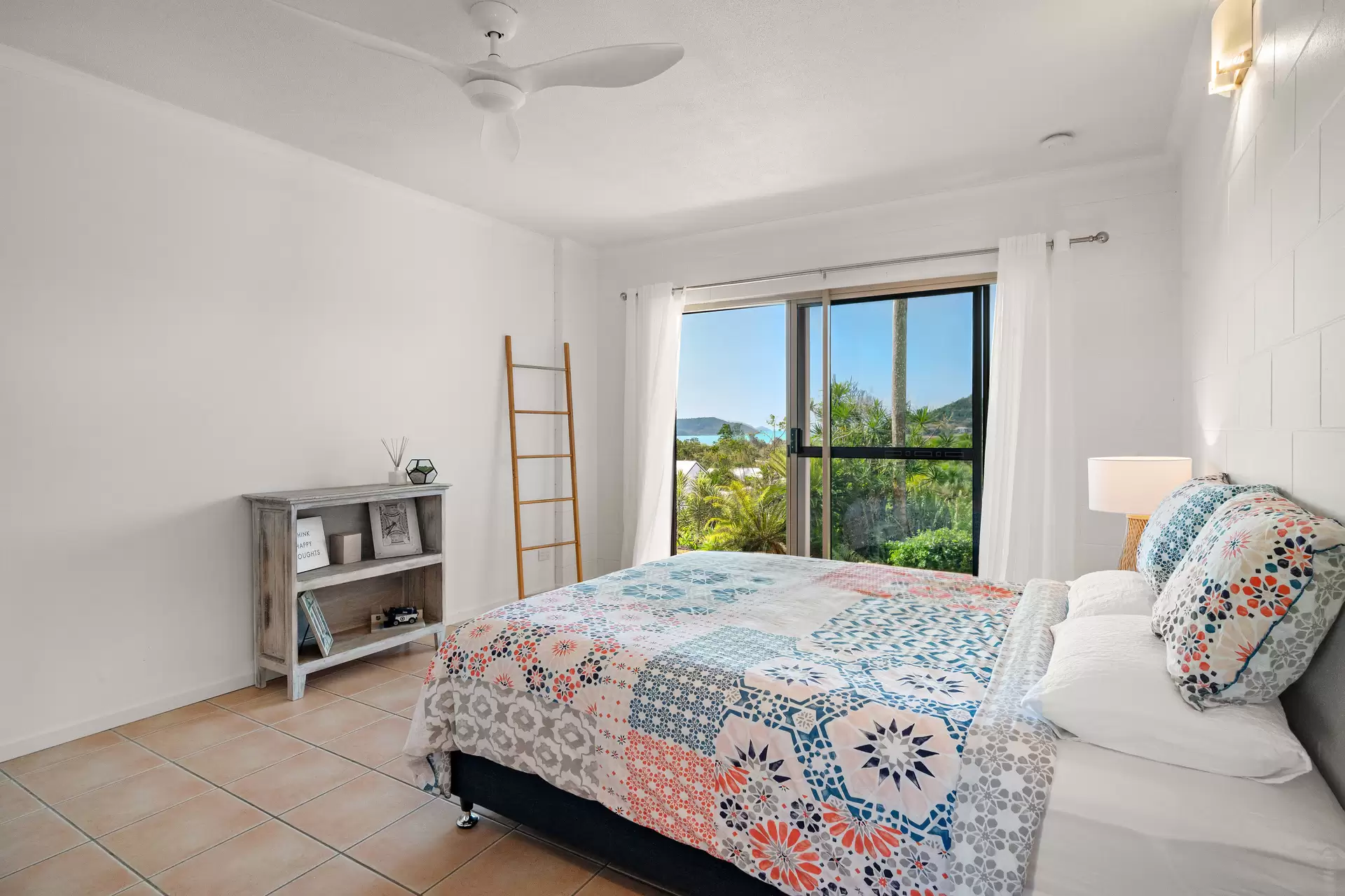 7 Country Road, Cannonvale Sold by Queensland Sotheby's International Realty - image 1