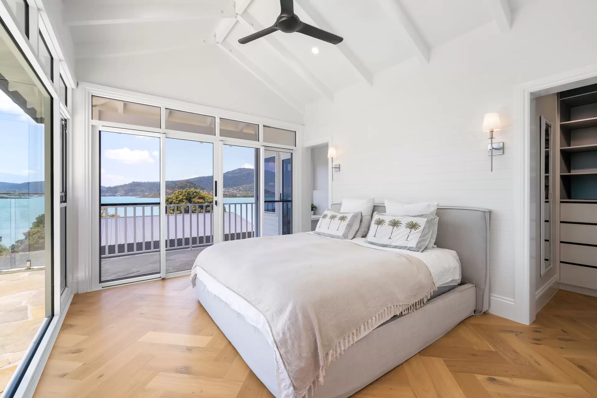 1/119 Botanica Drive, Woodwark Sold by Queensland Sotheby's International Realty - image 1