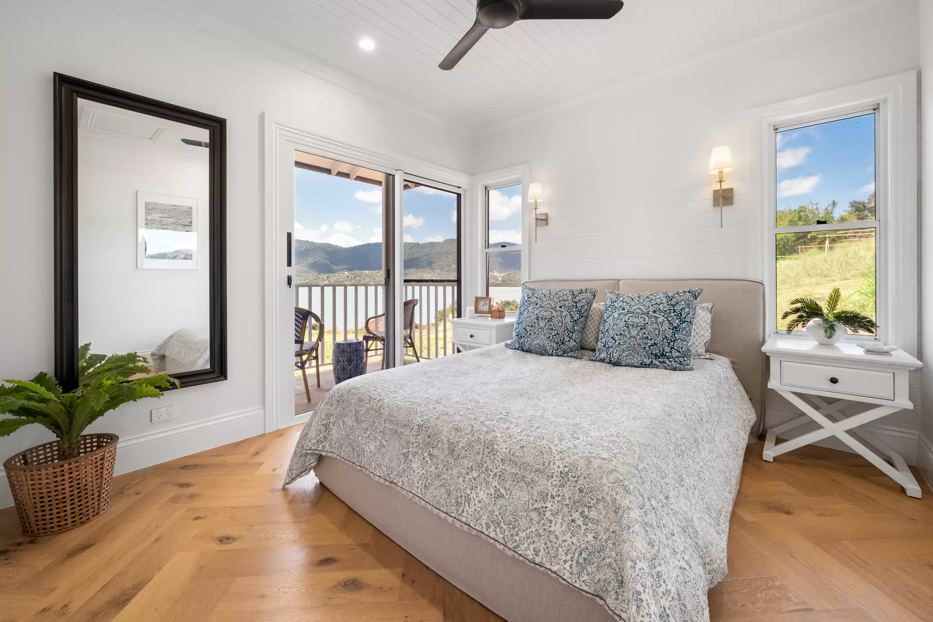 1/119 Botanica Drive, Woodwark Sold by Queensland Sotheby's International Realty - image 1