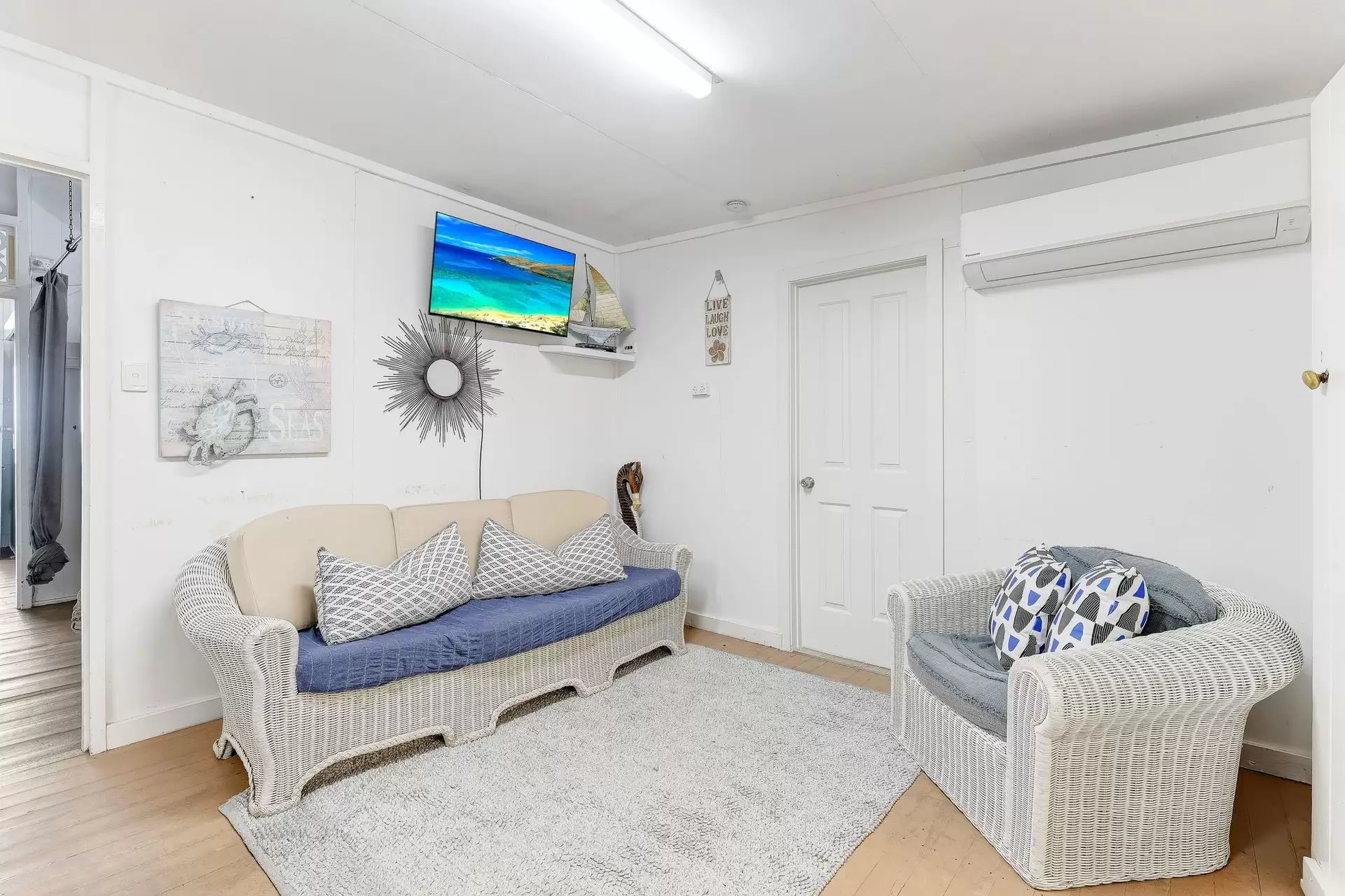 6 Old Ballow Street, Amity Sold by Queensland Sotheby's International Realty - image 1