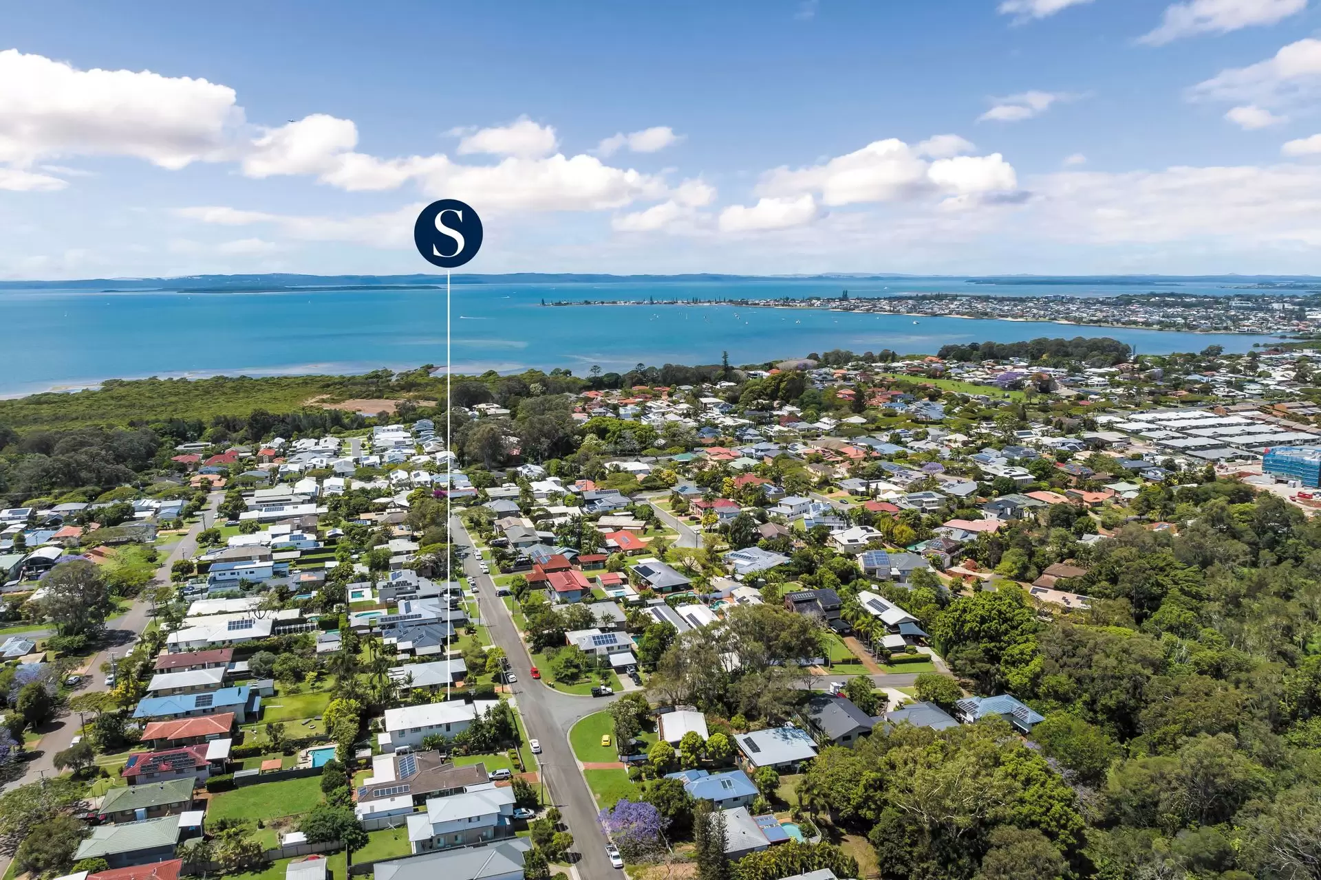 29 Hope Street, Ormiston Sold by Queensland Sotheby's International Realty - image 1