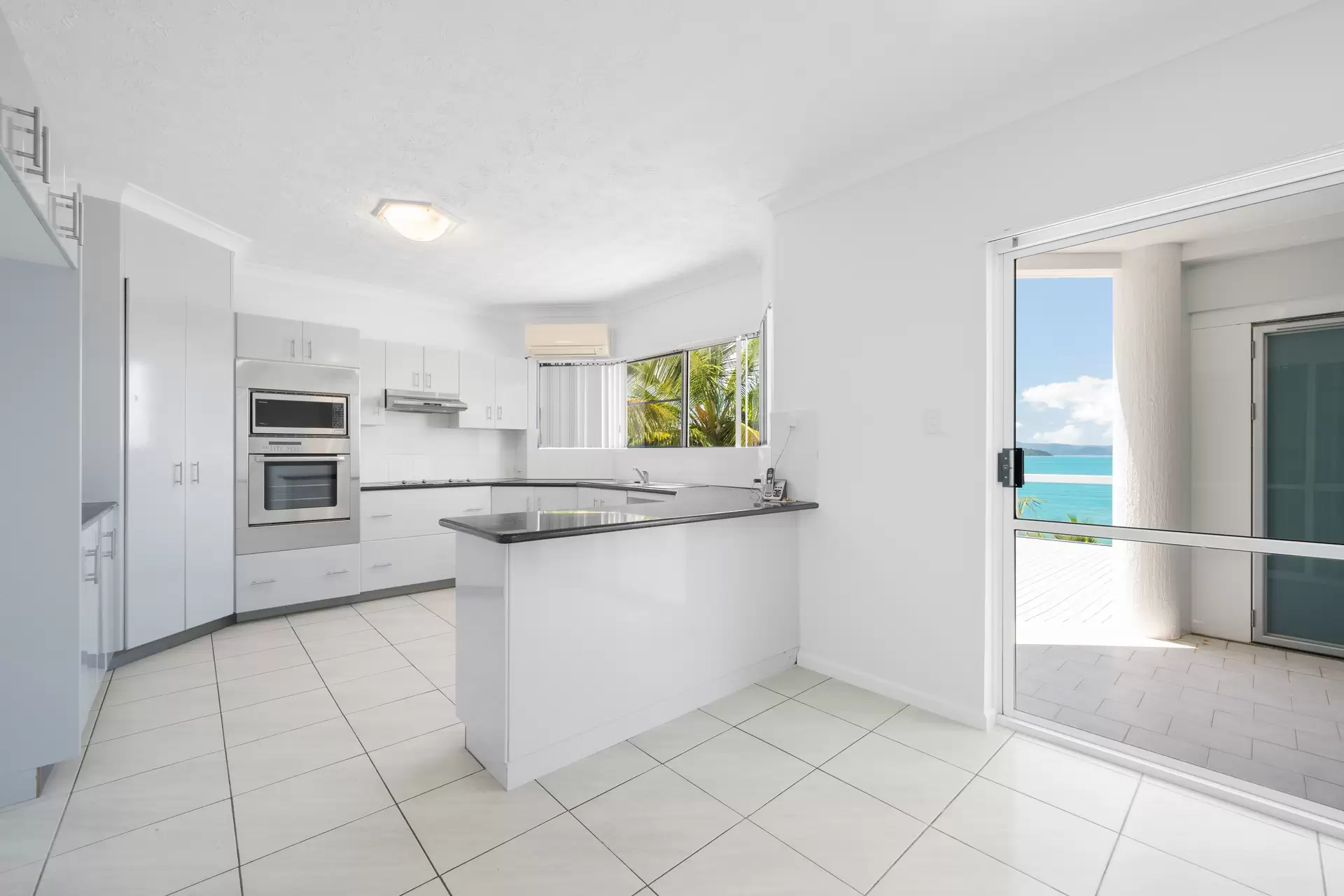 21 Warrain Street, Shute Harbour Sold by Queensland Sotheby's International Realty - image 1