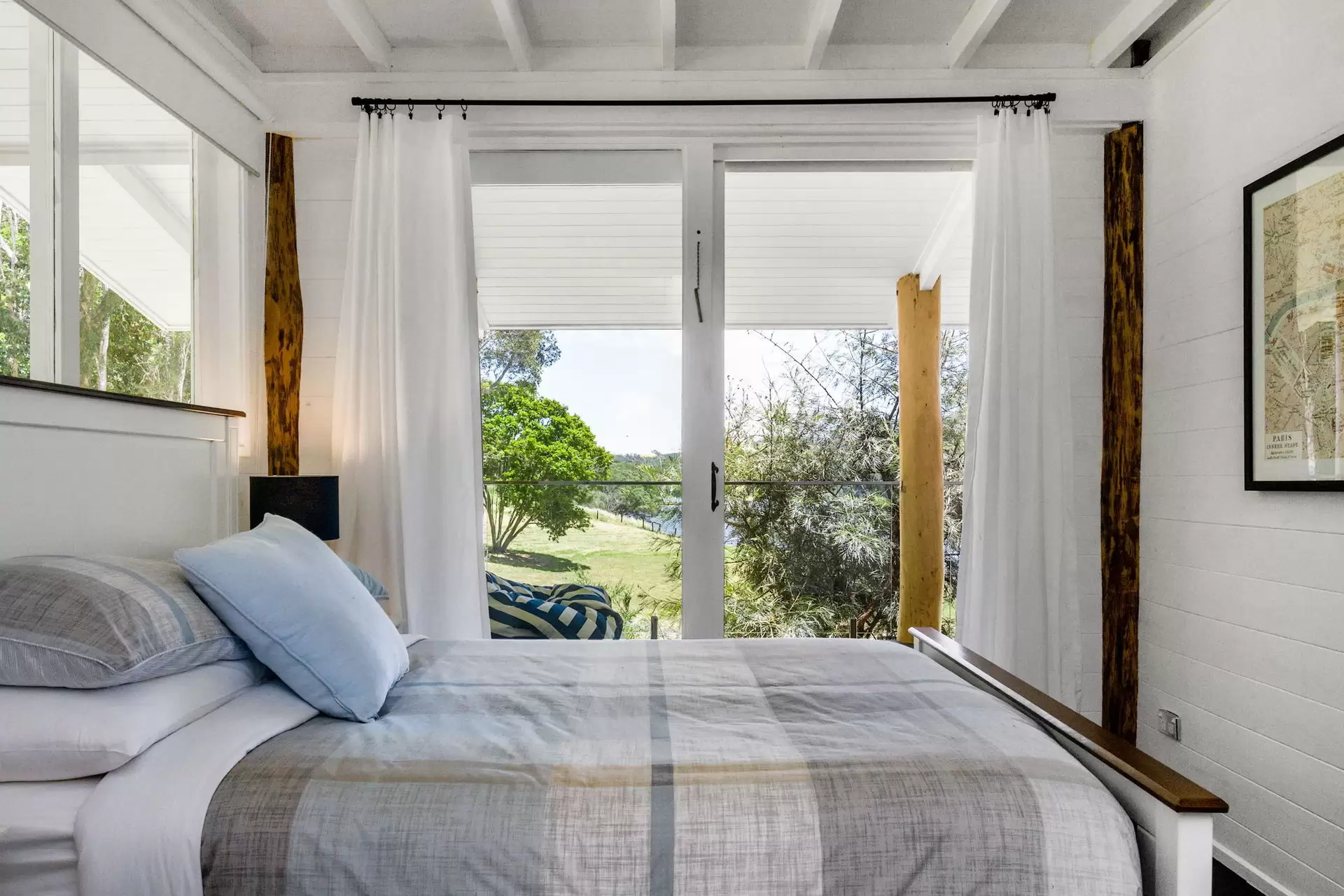 41 Henderson Road, Barrine Sold by  - image 1