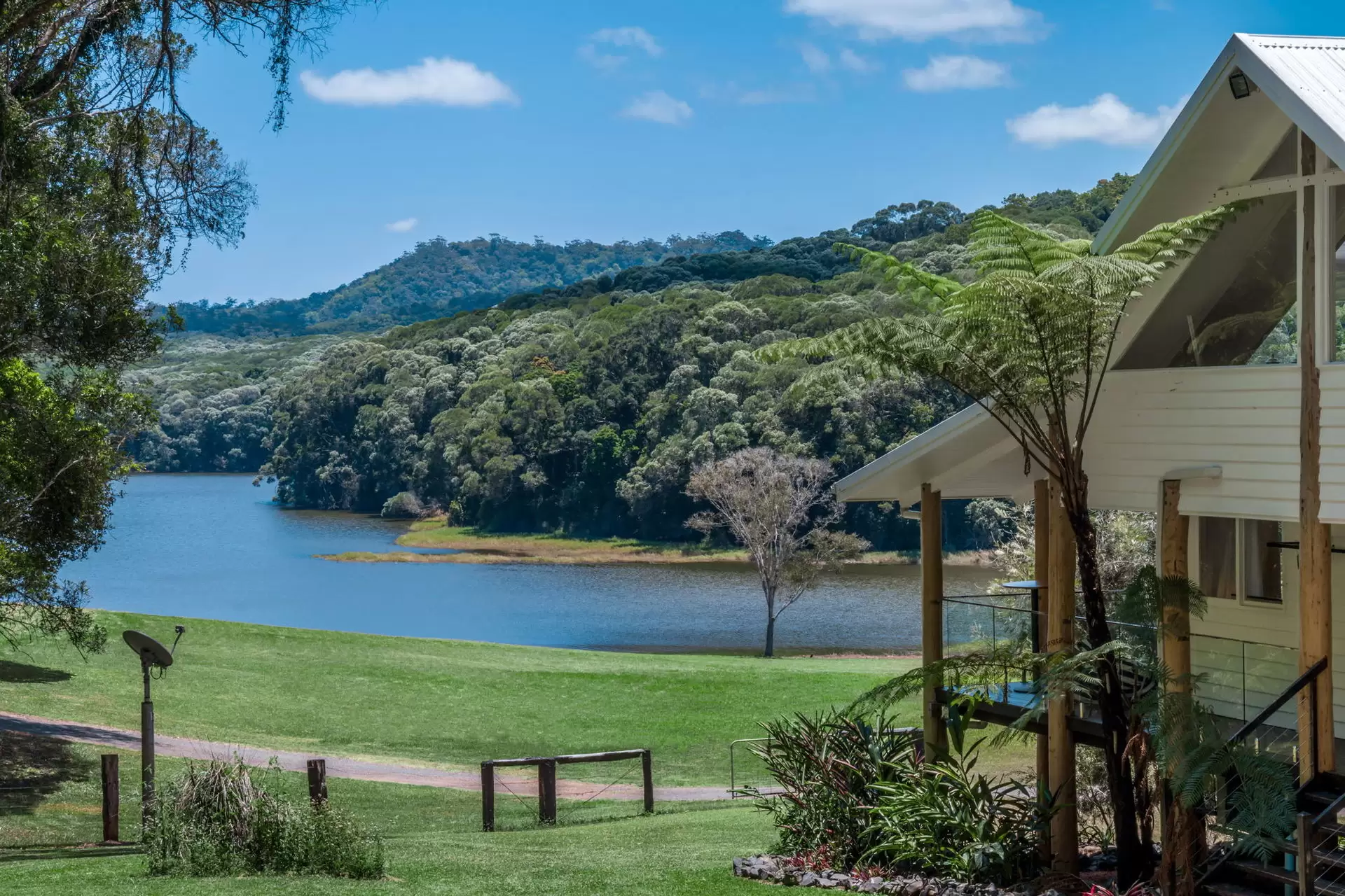 41 Henderson Road, Barrine Sold by  - image 1