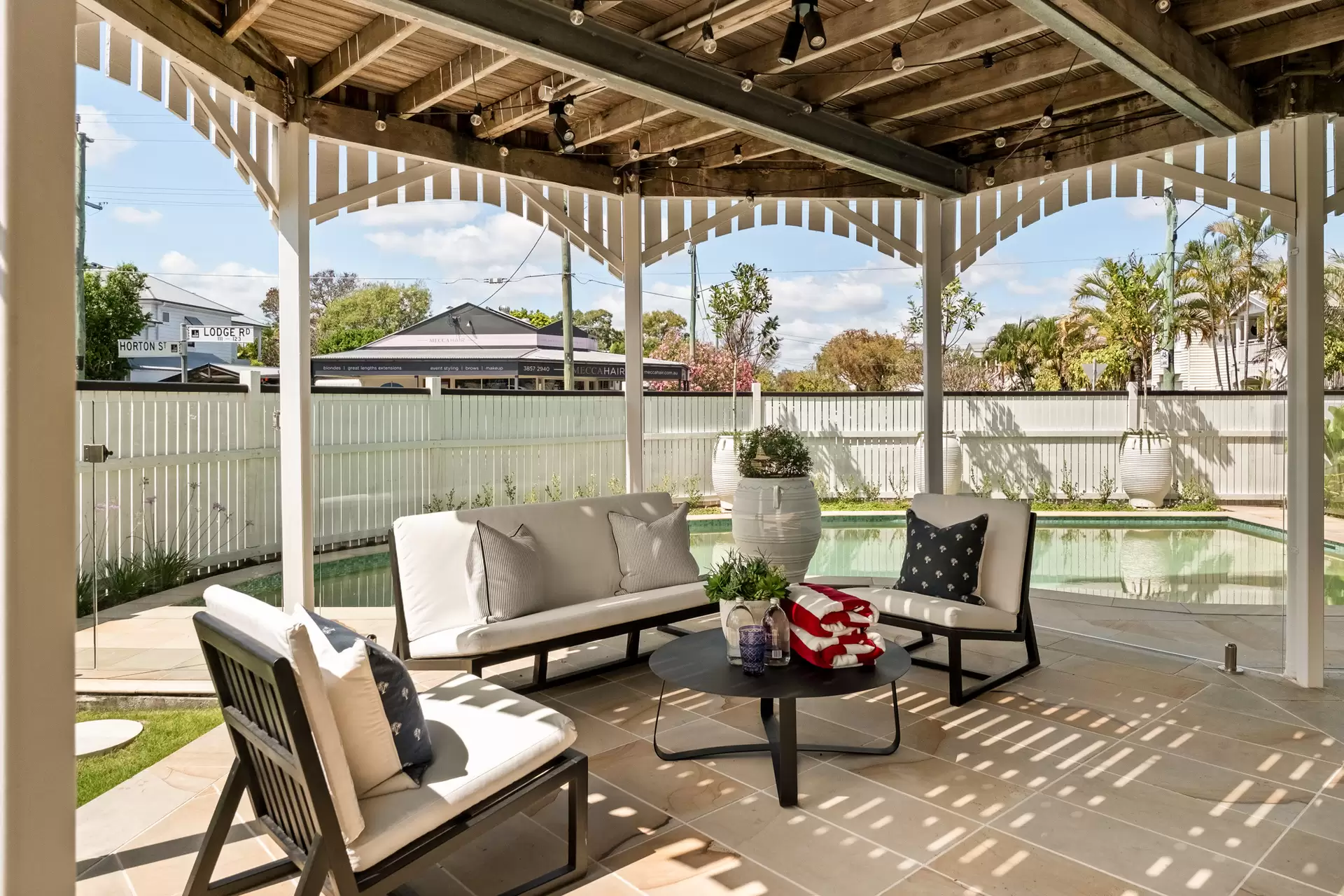 111 Lodge Road, Kalinga Sold by Queensland Sotheby's International Realty - image 1