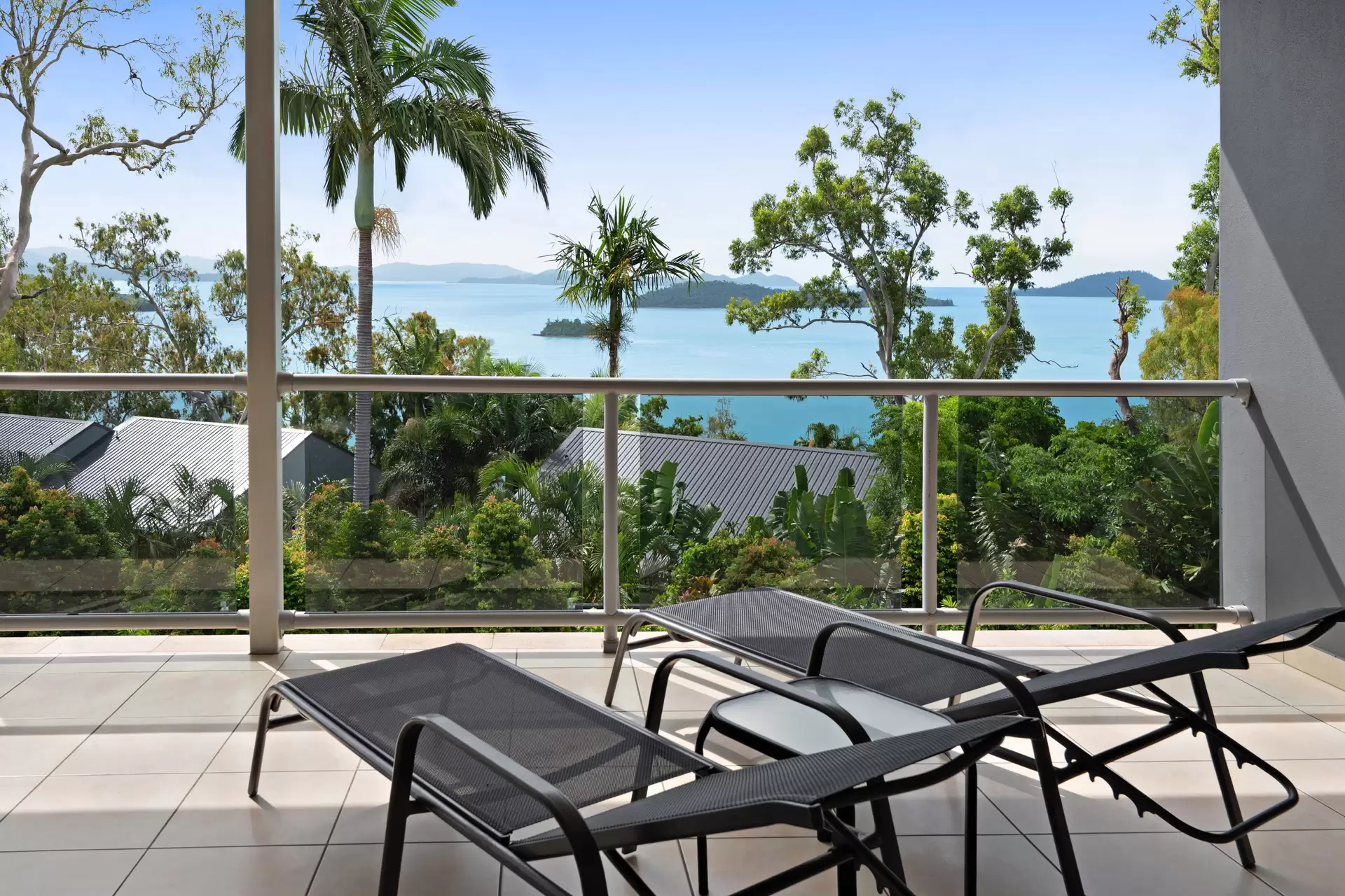 11/2 Banksia Court, Hamilton Island Sold by Queensland Sotheby's International Realty - image 1
