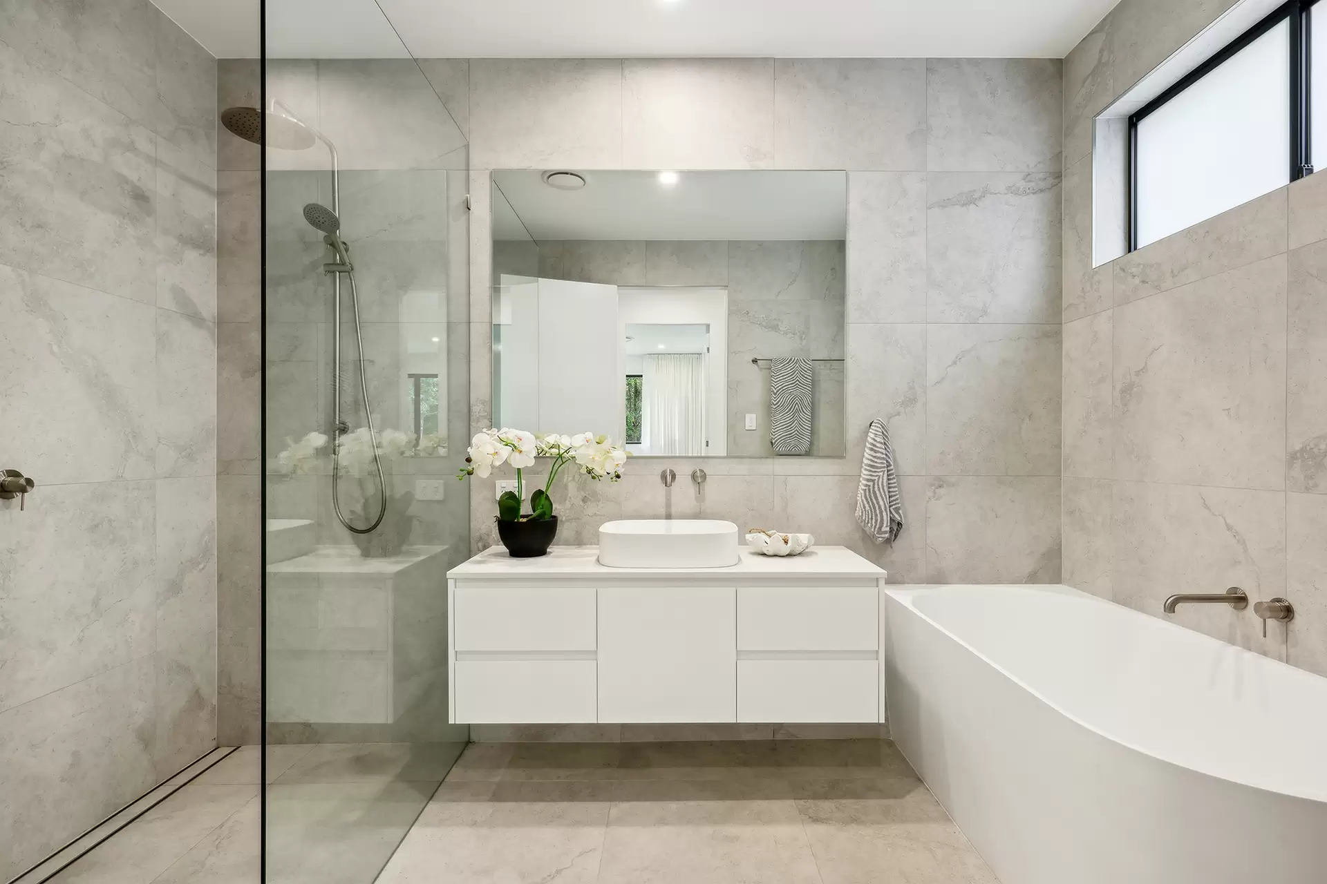 230A Trees Road, Tallebudgera Sold by  - image 1