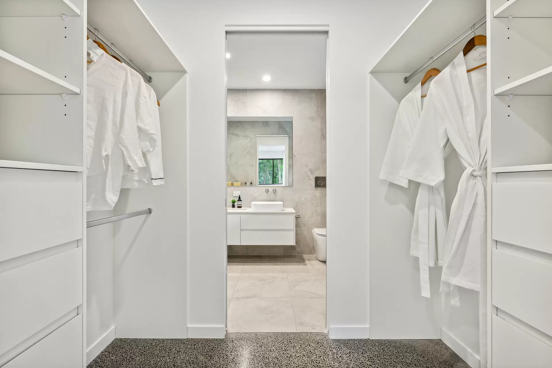 230A Trees Road, Tallebudgera Sold by  - image 1