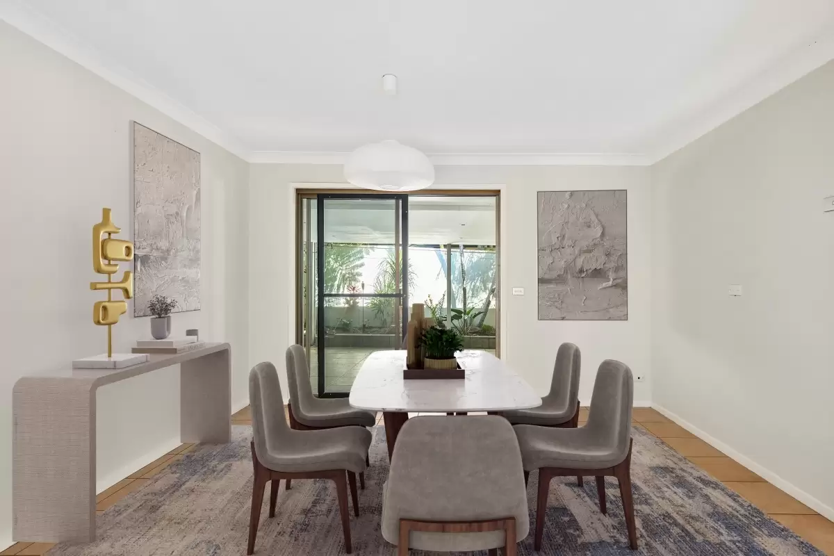 40 Kerria Crescent, Ashmore Sold by  - image 1