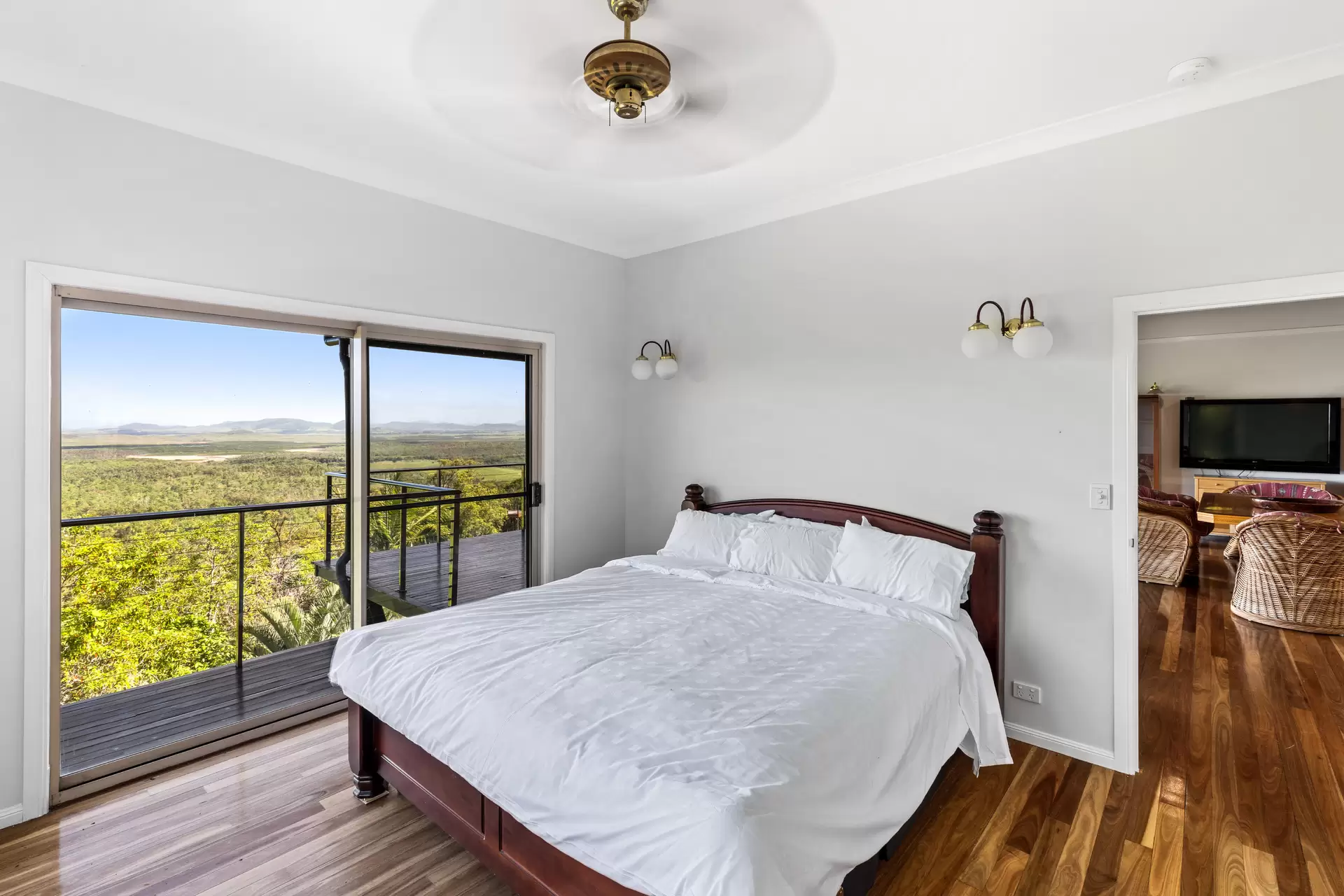 1165 Midge Point Road, Midge Point Sold by Queensland Sotheby's International Realty - image 1