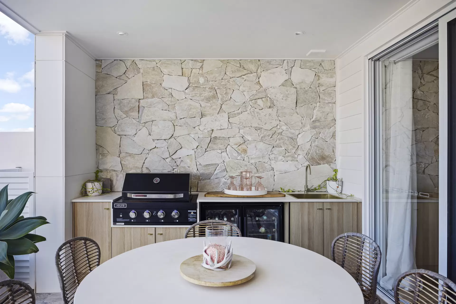 63  Lancelin Place, Maroochydore Sold by Queensland Sotheby's International Realty - image 1