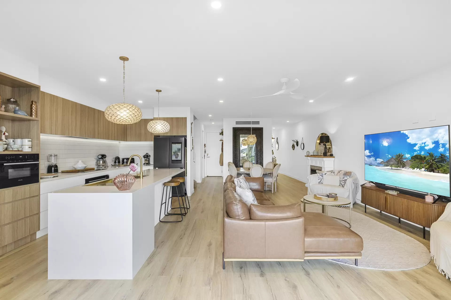 63  Lancelin Place, Maroochydore Sold by Queensland Sotheby's International Realty - image 1