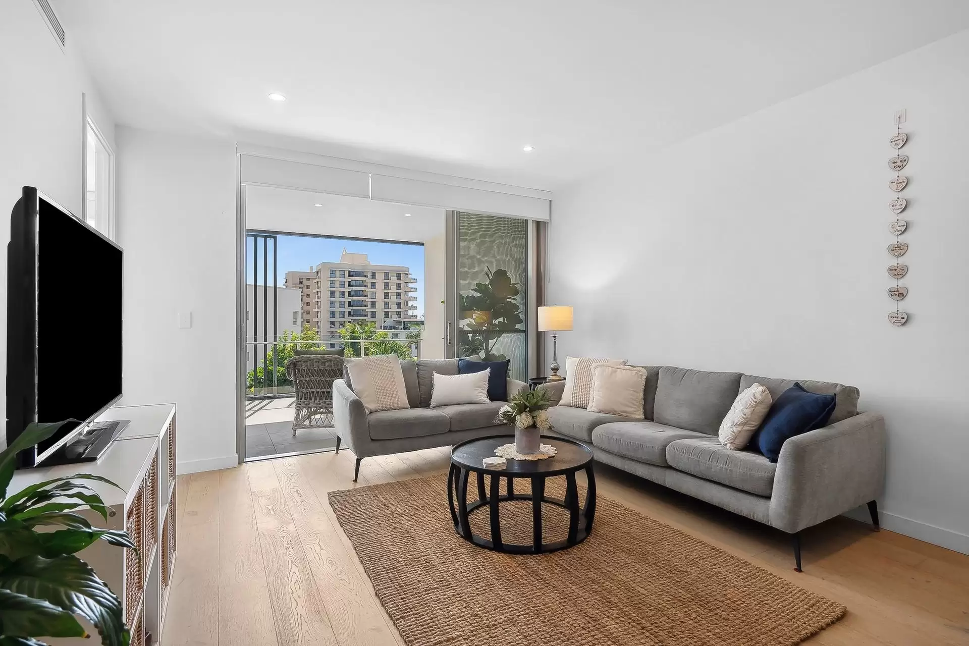 508/63 Coolum Terrace, Coolum Beach Sold by Queensland Sotheby's International Realty - image 1