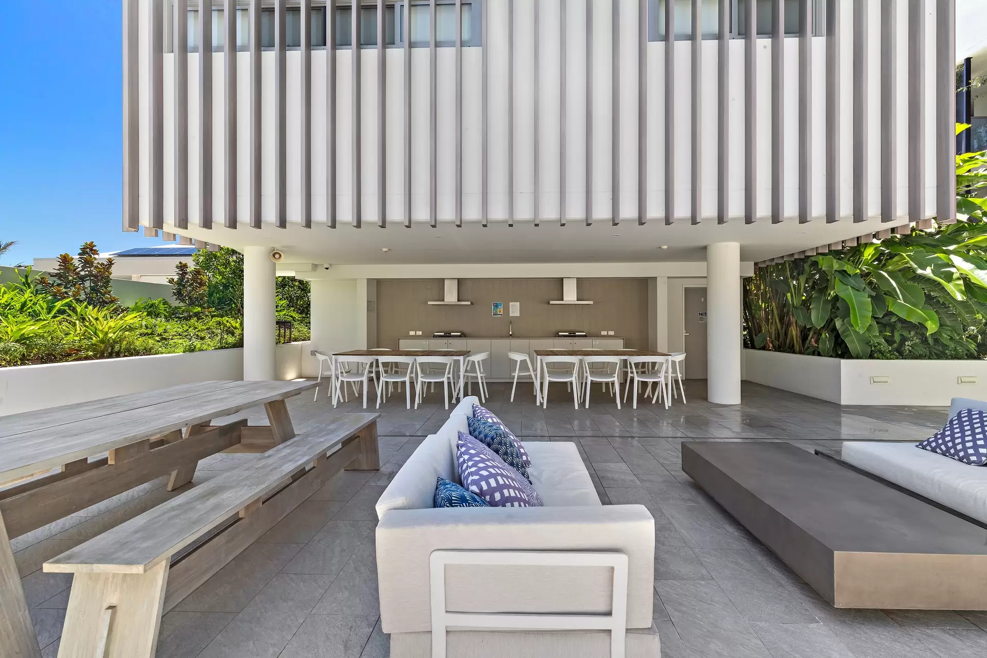 508/63 Coolum Terrace, Coolum Beach Sold by Queensland Sotheby's International Realty - image 1