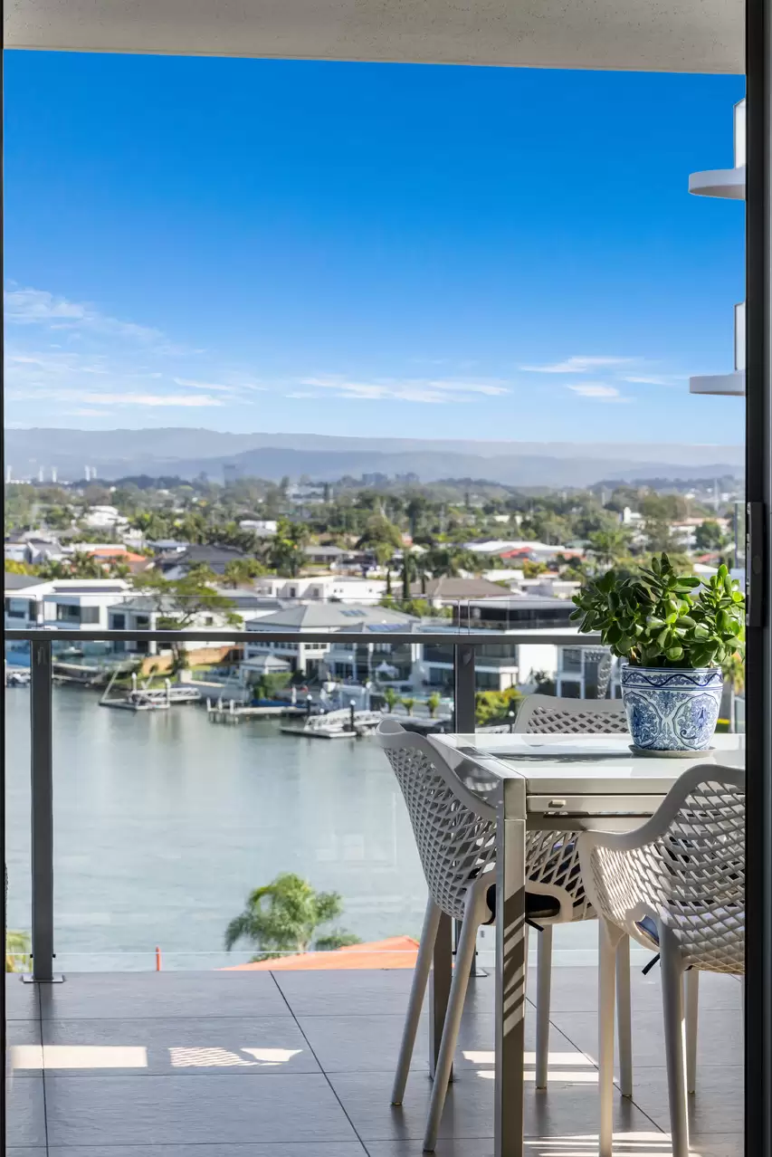 803/14 Cannes Avenue, Surfers Paradise Sold by  - image 1