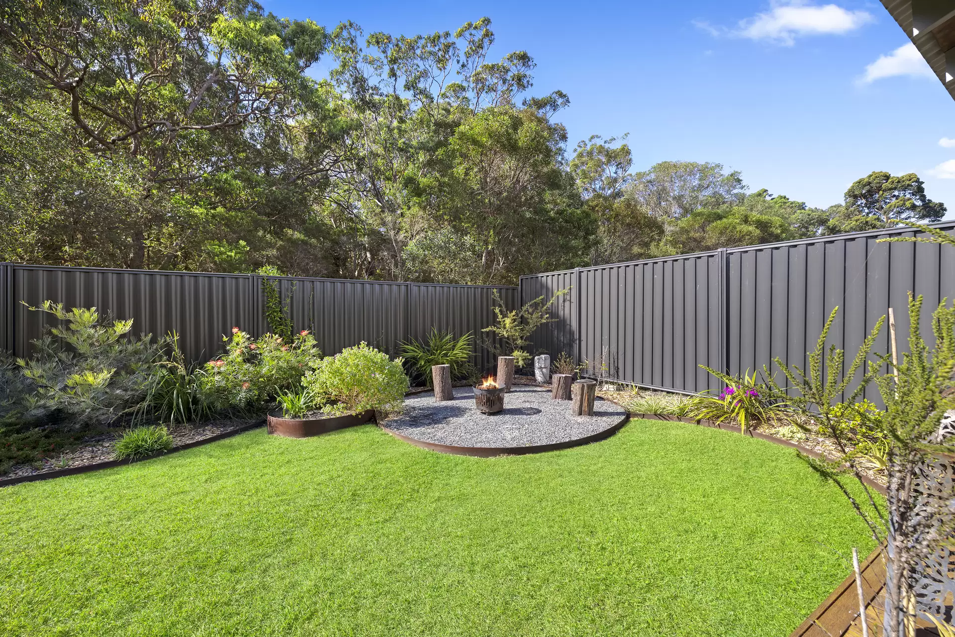 8 Petrale Court, Mountain Creek Sold by Queensland Sotheby's International Realty - image 1