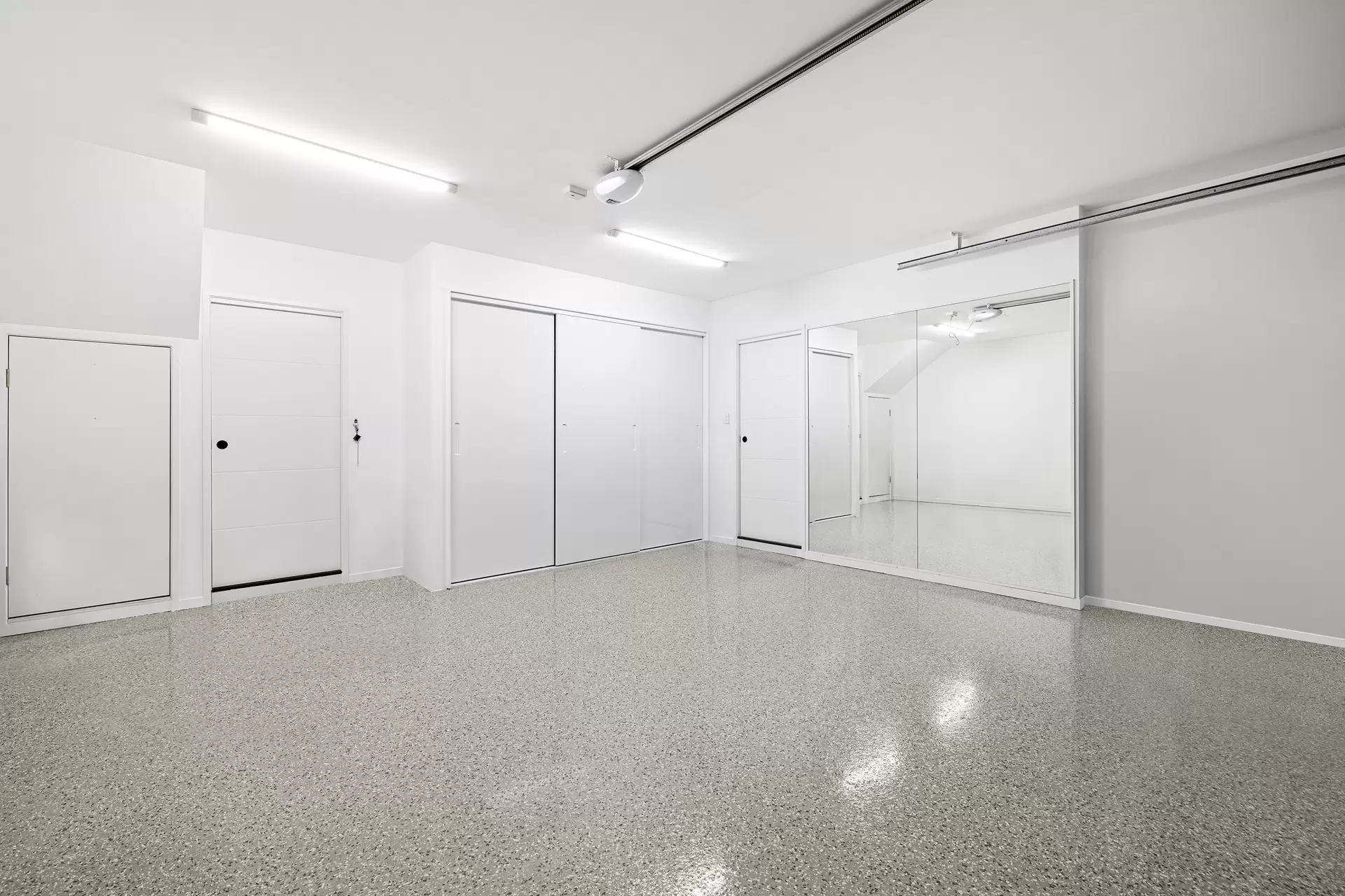 71 Bedarra Circuit, Maroochydore Sold by Queensland Sotheby's International Realty - image 1