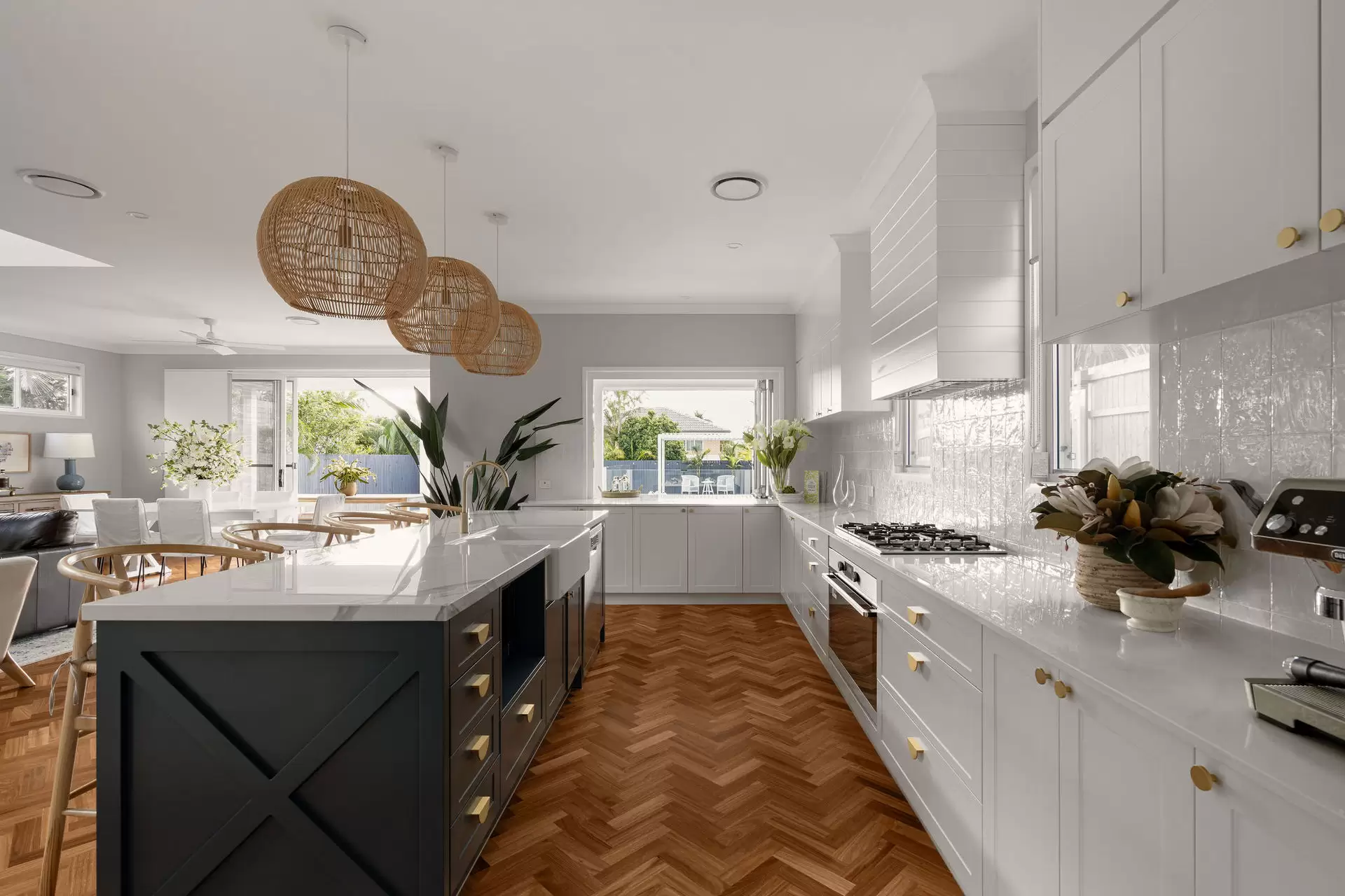 43 Deloraine Street, Wavell Heights Sold by Queensland Sotheby's International Realty - image 1