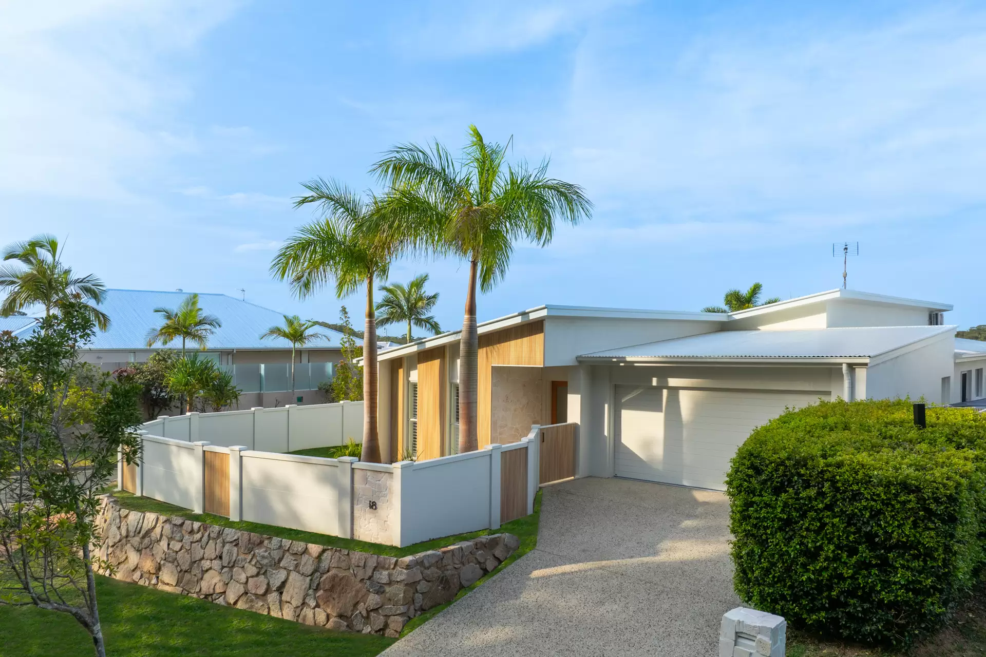 18 Waterville Way, Peregian Springs Sold by Queensland Sotheby's International Realty - image 1