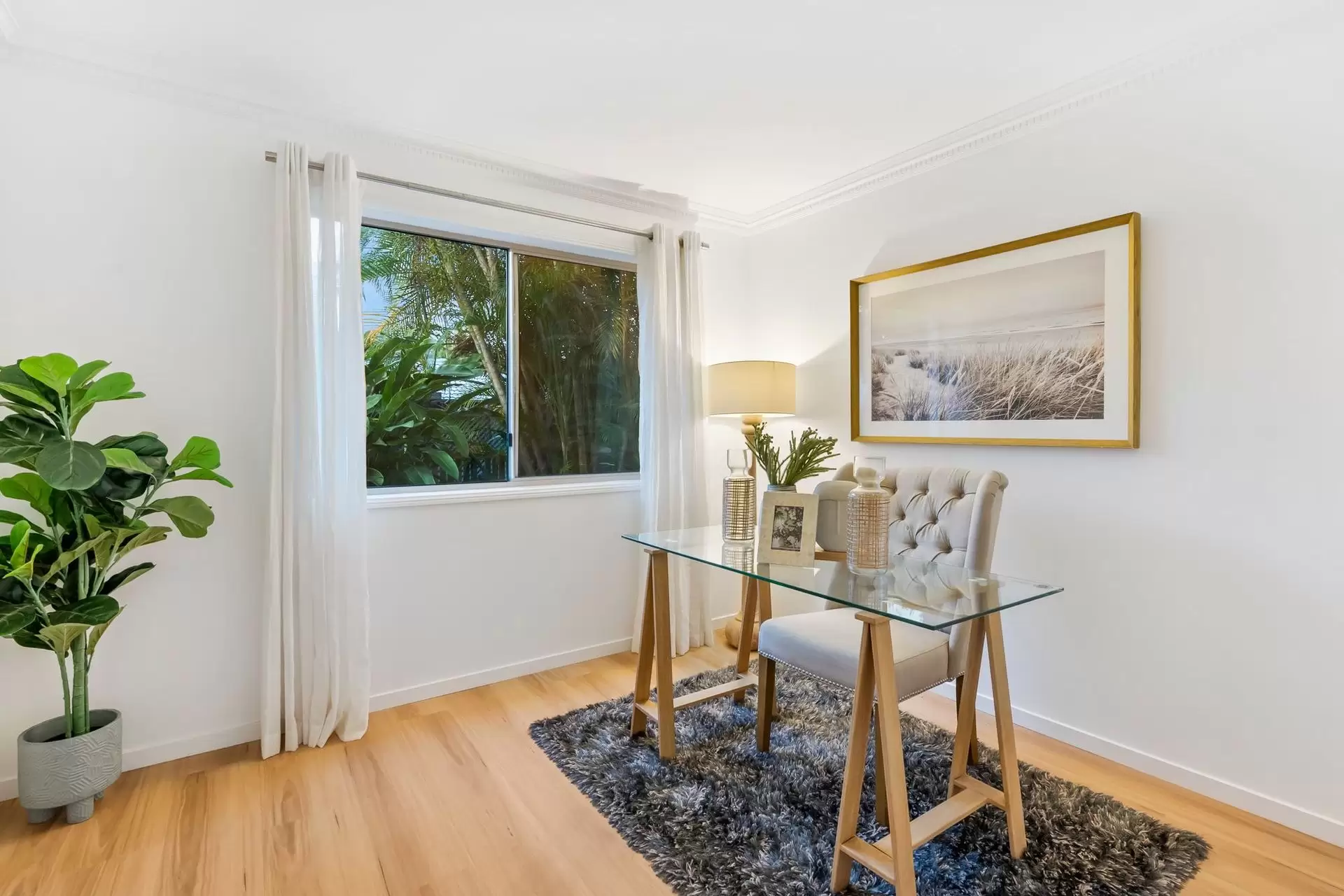 8 Charlotte Court, Ormiston Sold by Queensland Sotheby's International Realty - image 1