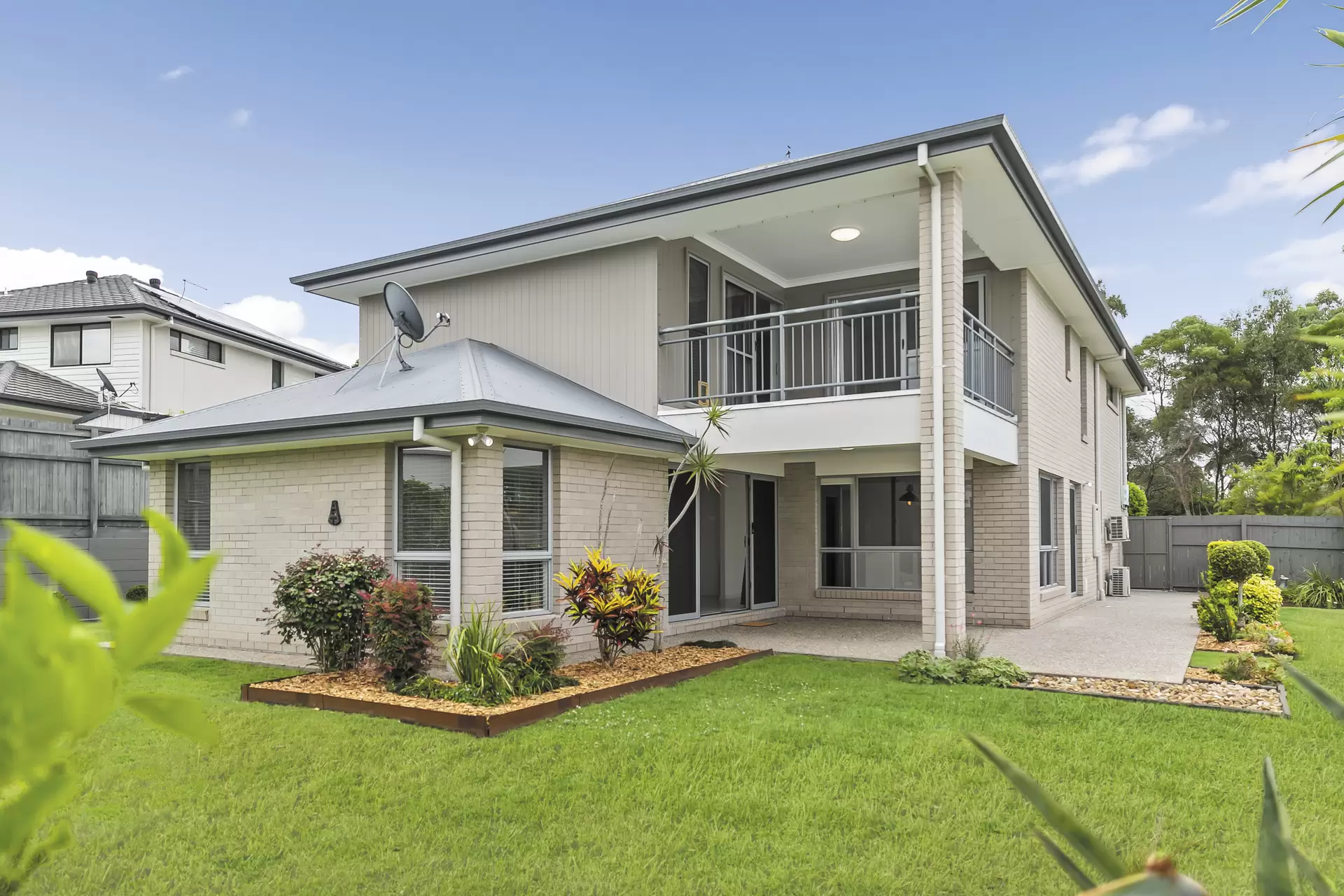 43 Brindabella Circuit, Thornlands Sold by  - image 1