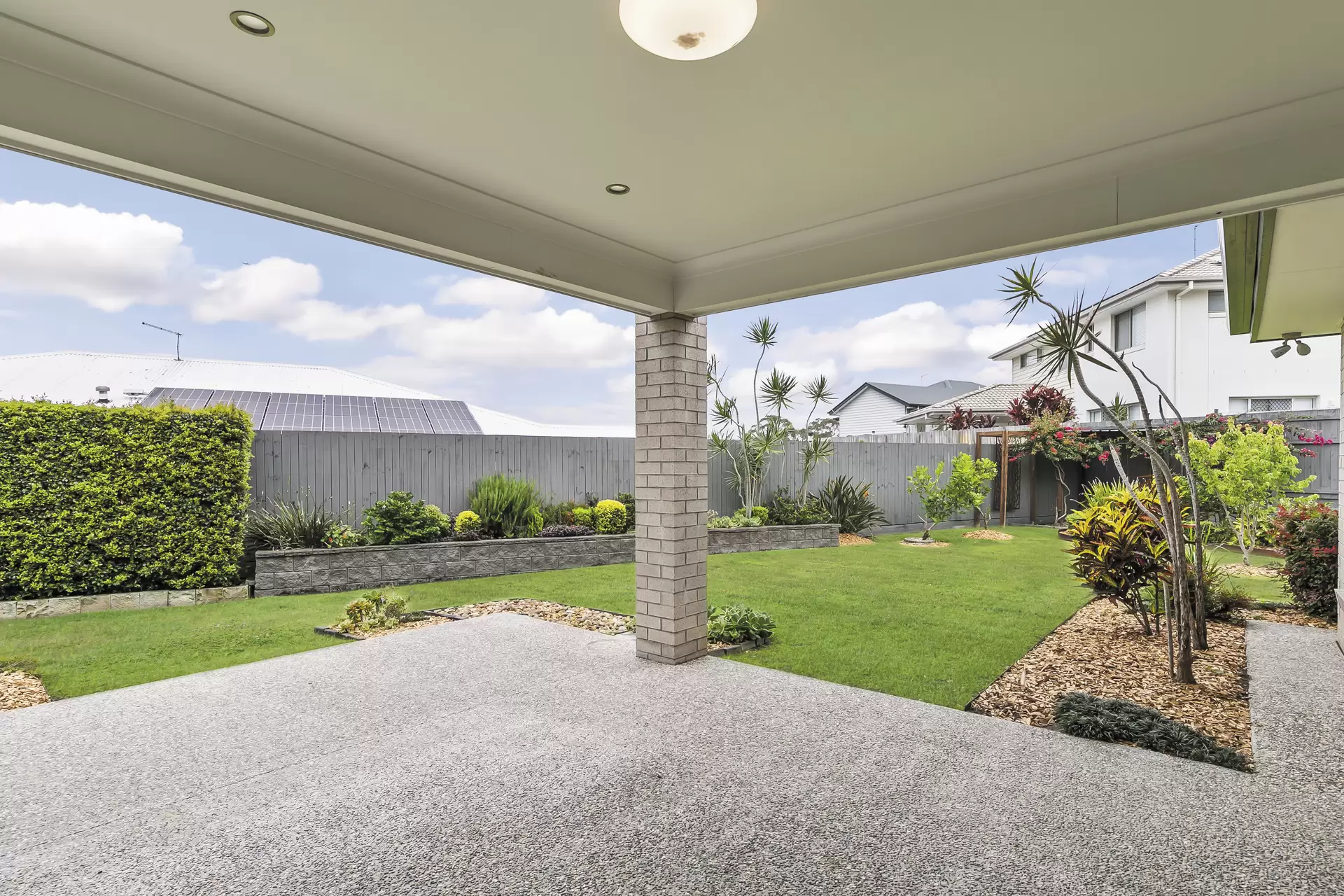 43 Brindabella Circuit, Thornlands Sold by  - image 1