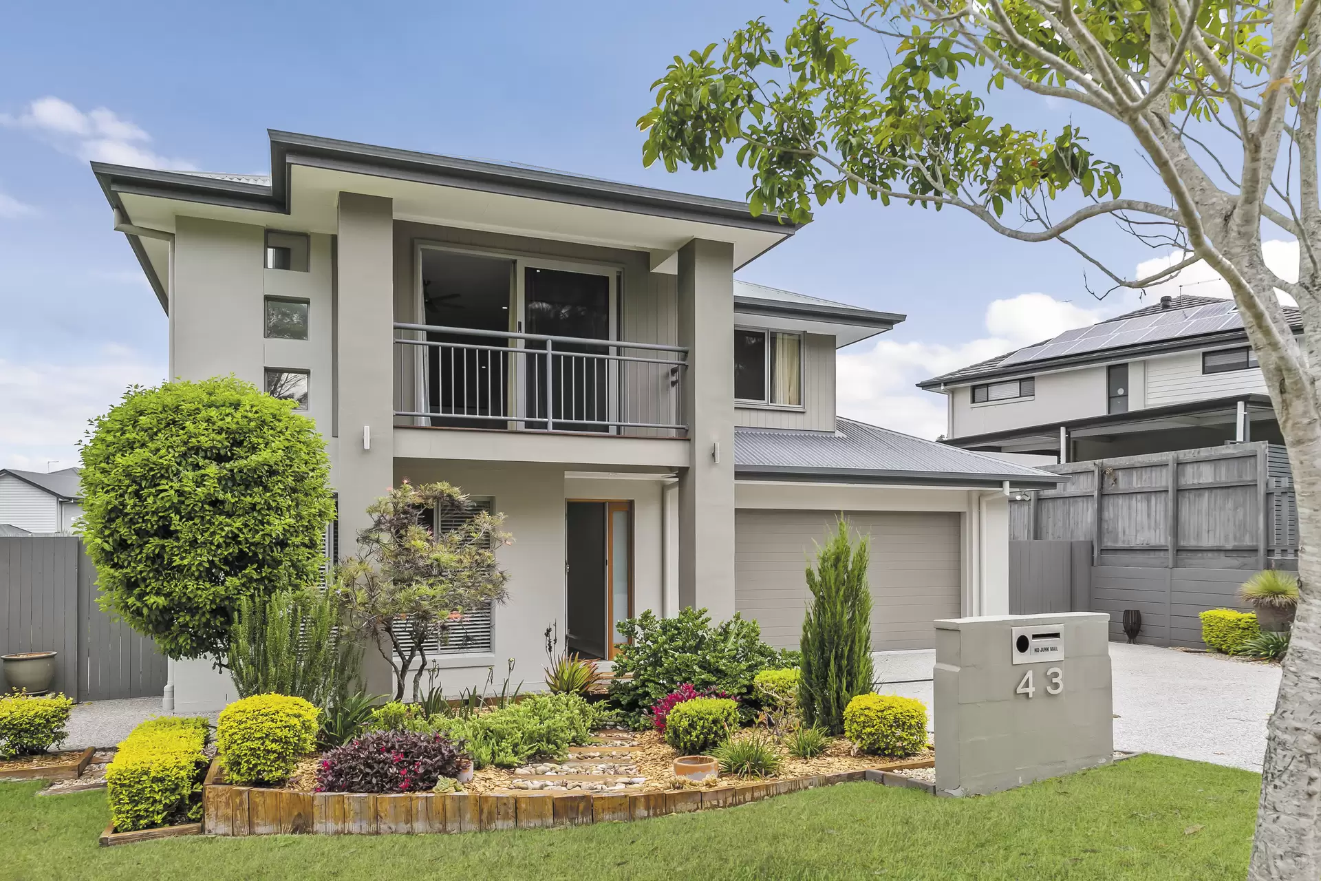 43 Brindabella Circuit, Thornlands Sold by  - image 1