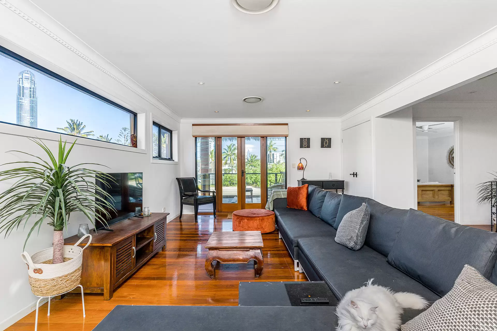 51 Sunrise Boulevard, Surfers Paradise Sold by Queensland Sotheby's International Realty - image 1