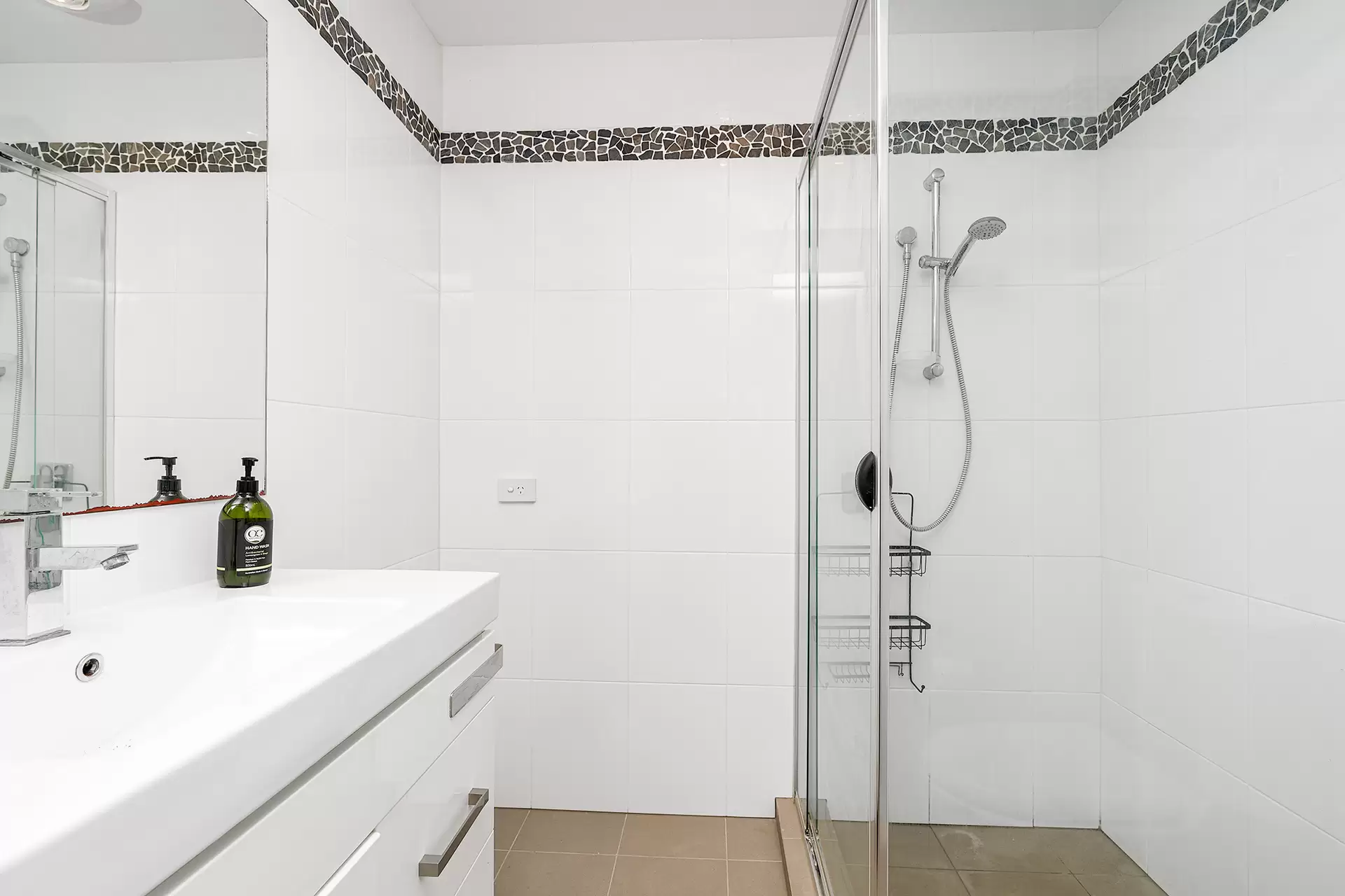 51 Sunrise Boulevard, Surfers Paradise Sold by Queensland Sotheby's International Realty - image 1