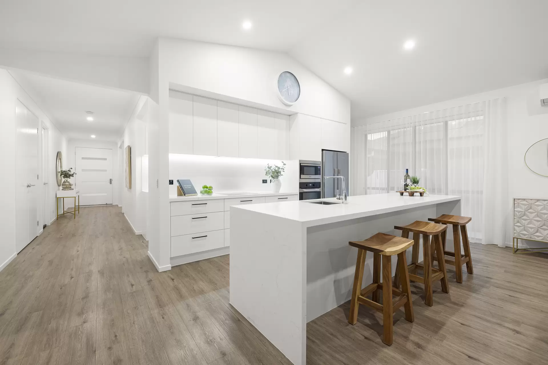35 Harbourlights Way, Pelican Waters Sold by Queensland Sotheby's International Realty - image 1