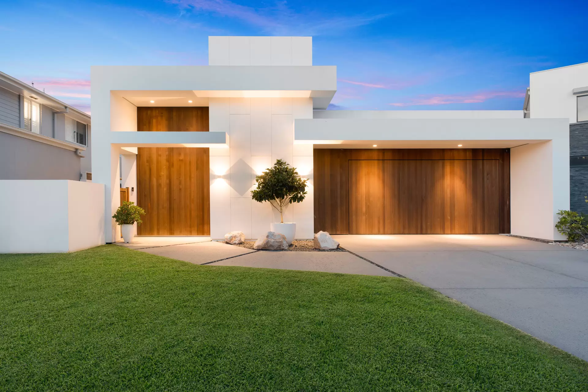 5 Oakmont Court, Peregian Springs Sold by Queensland Sotheby's International Realty - image 1