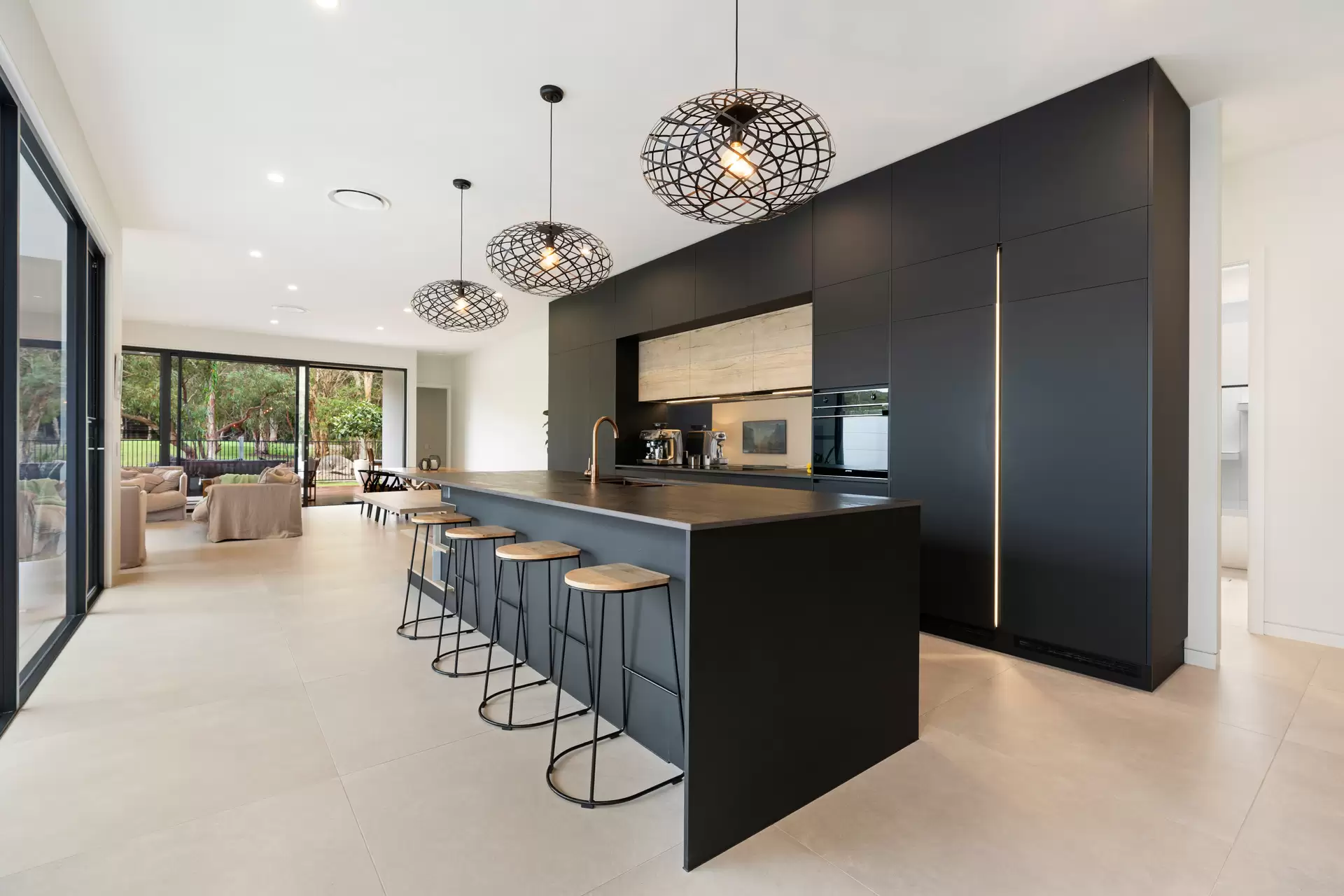 5 Oakmont Court, Peregian Springs Sold by Queensland Sotheby's International Realty - image 1