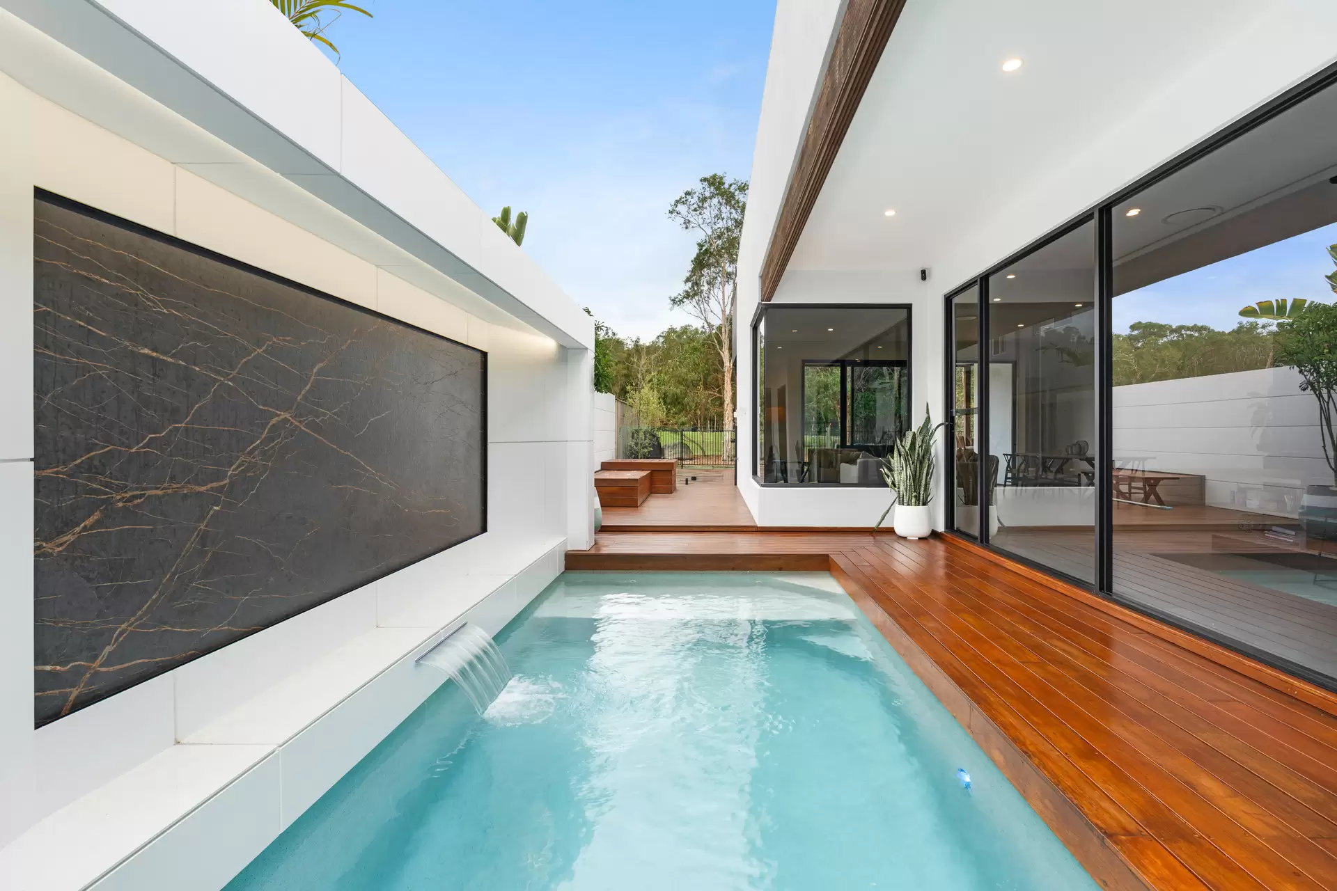 5 Oakmont Court, Peregian Springs Sold by Queensland Sotheby's International Realty - image 1