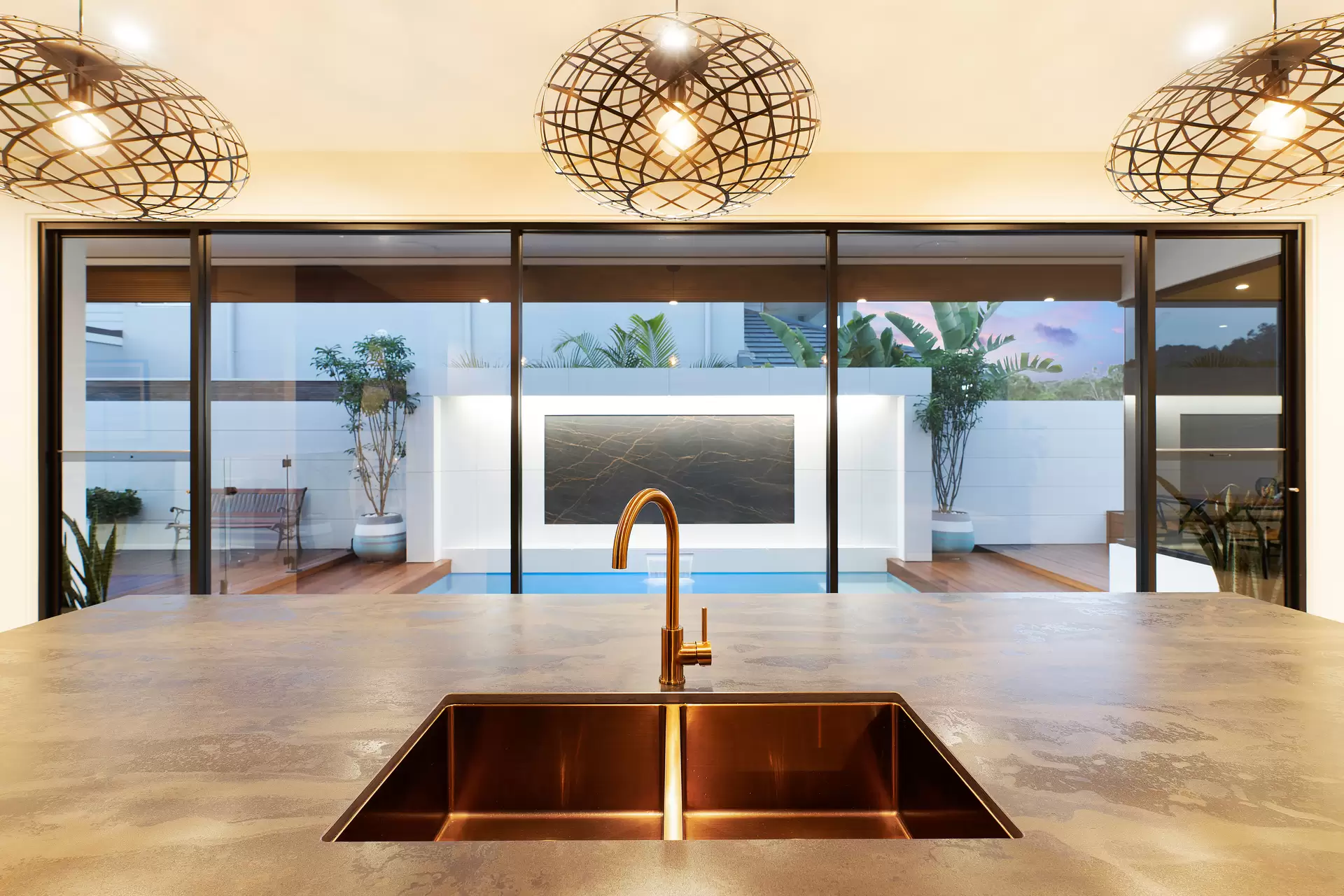 5 Oakmont Court, Peregian Springs Sold by Queensland Sotheby's International Realty - image 1